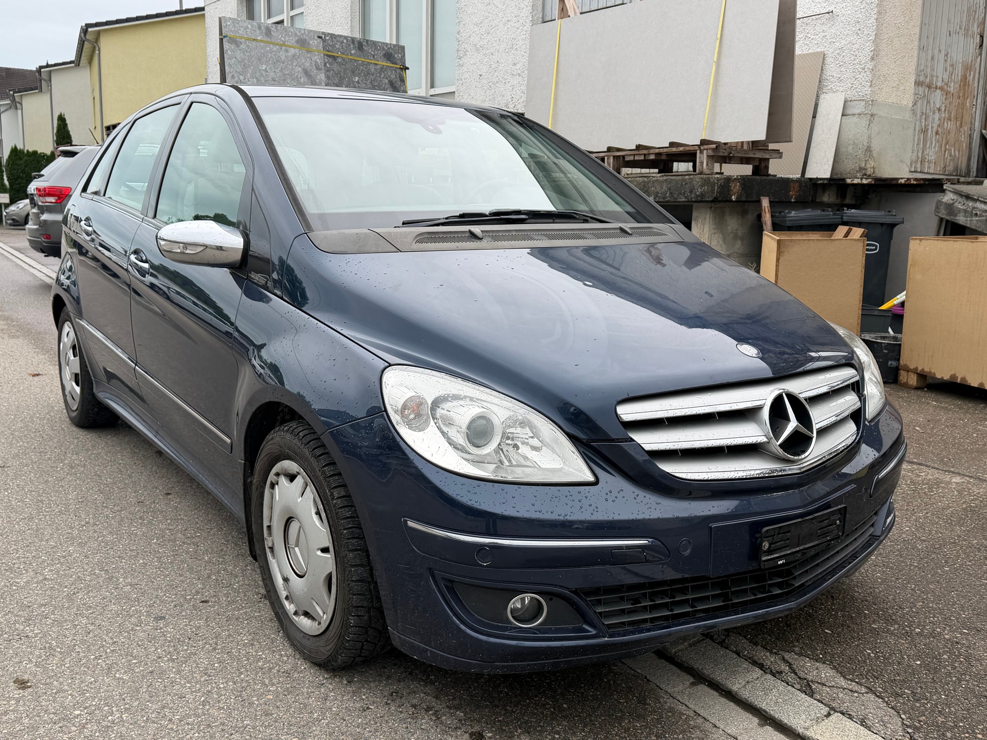 MERCEDES-BENZ B 200 CDI-image-0
