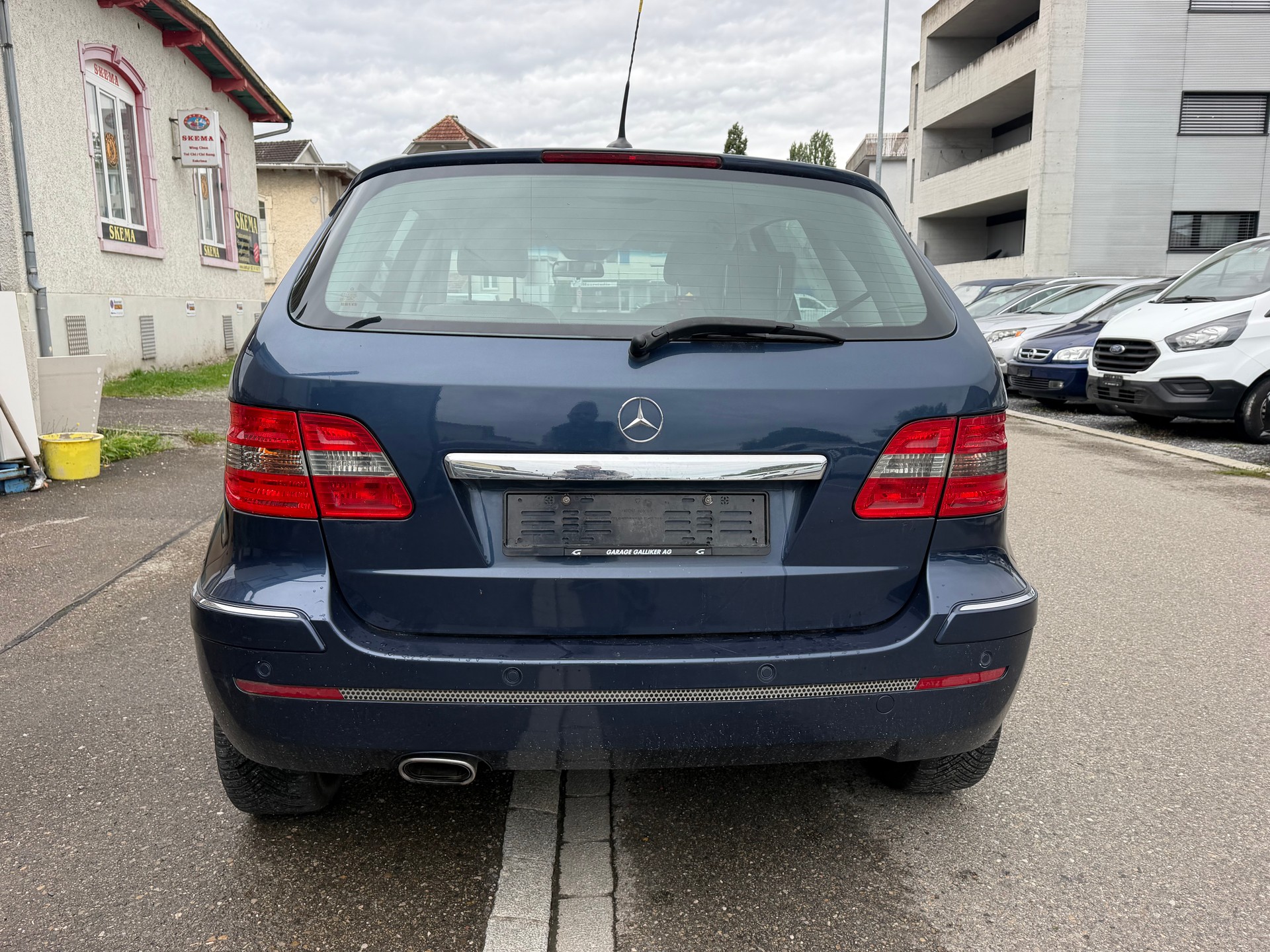 MERCEDES-BENZ B 200 CDI-image-3