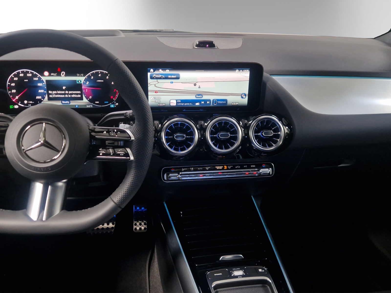 MERCEDES-BENZ GLA 200 Night Star 7G-DCT-image-11