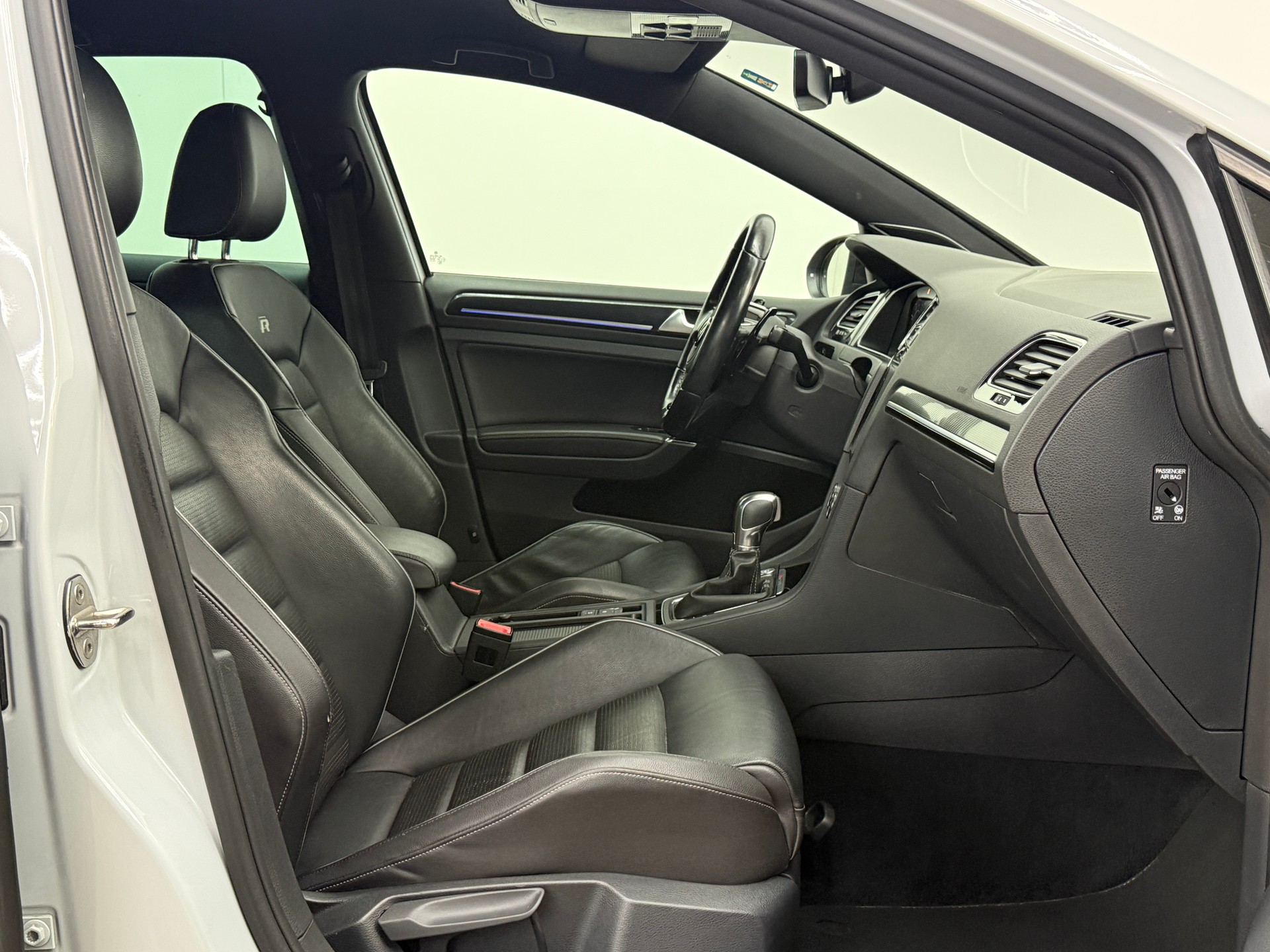 VW Golf 2.0 TSI R 4Motion DSG-image-20