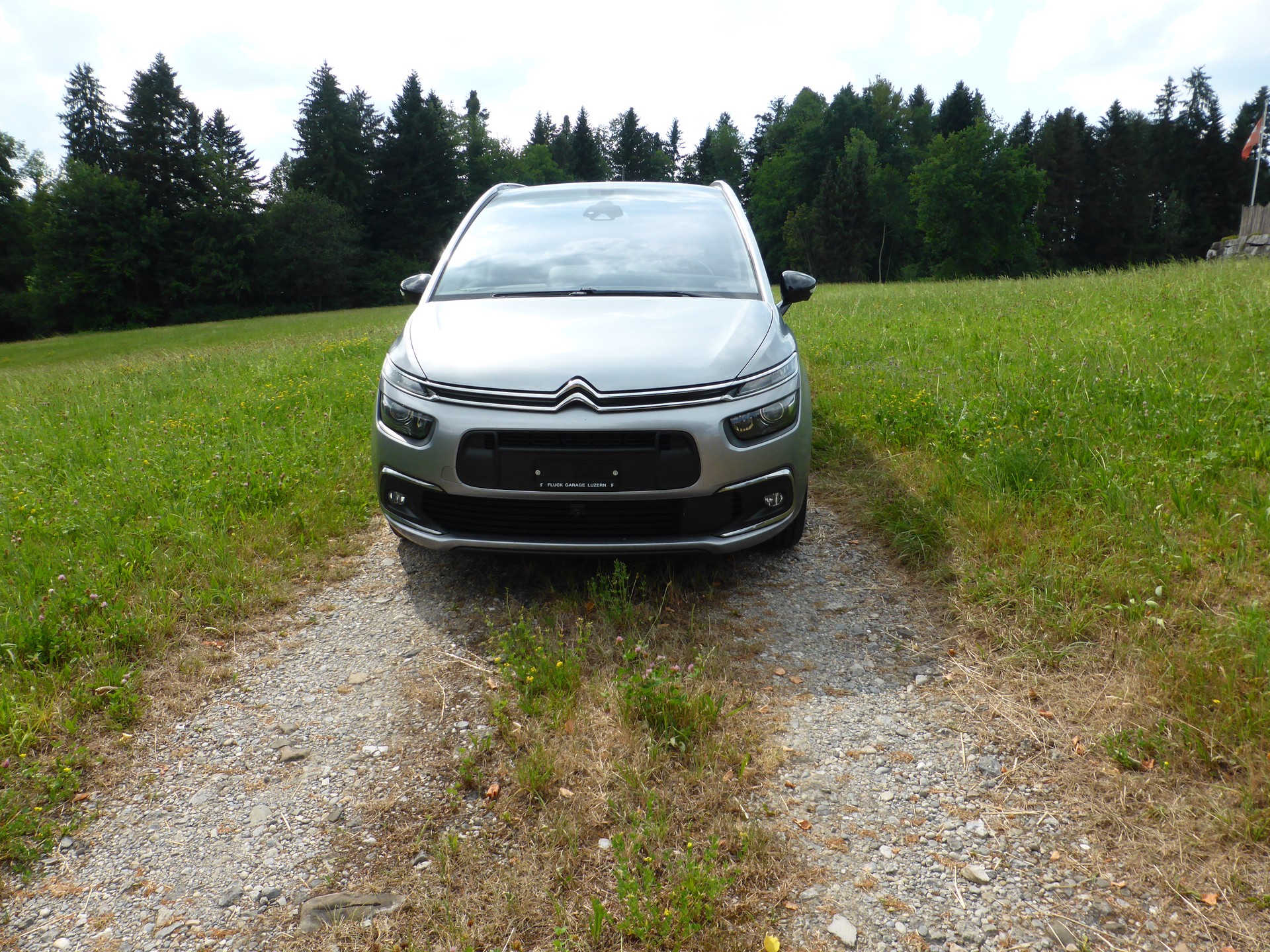 CITROEN Grand C4 Spacetourer 1.5 BlueHDi Shine EAT8-image-4