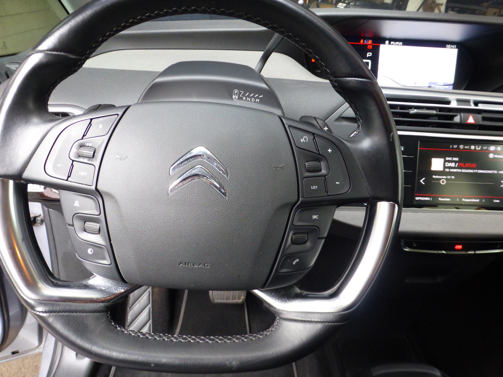 CITROEN Grand C4 Spacetourer 1.5 BlueHDi Shine EAT8-image-14