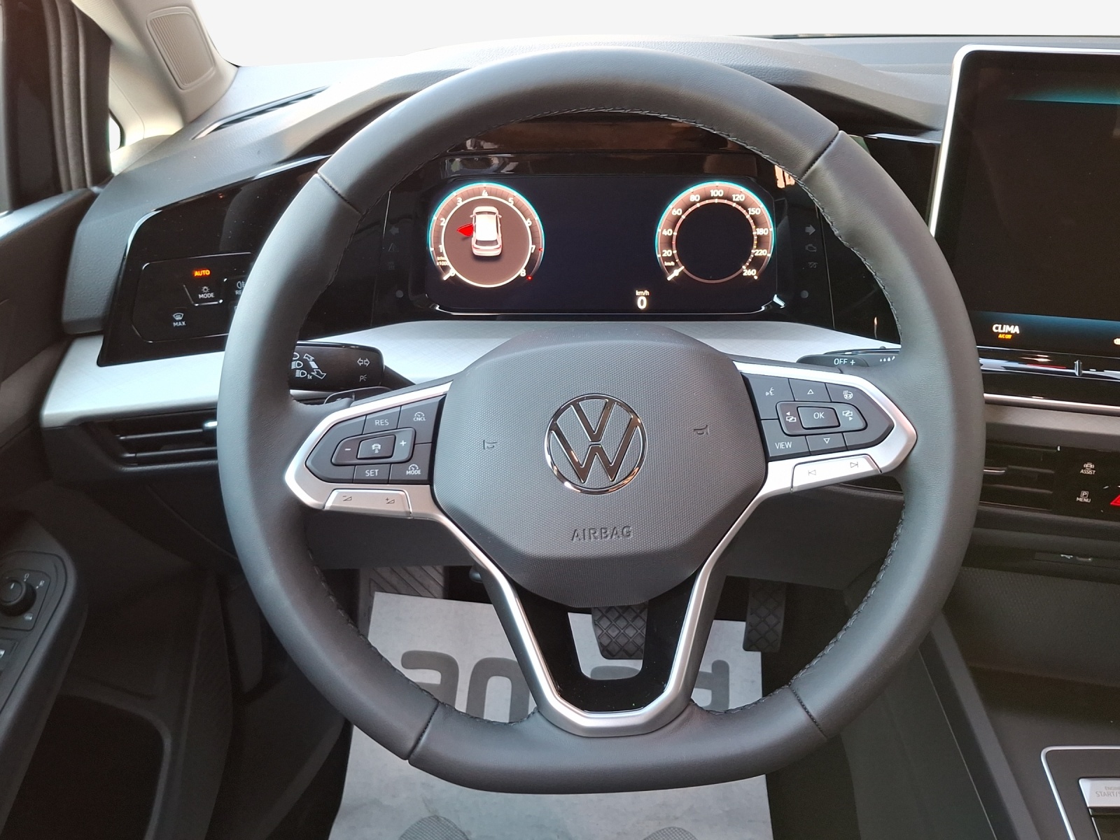 VW Golf 1.5 e TSI mHEV Value DSG-image-9