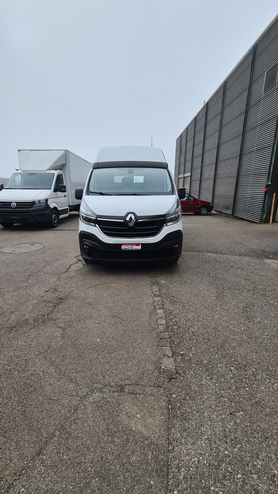 RENAULT Trafic 2.0 ENERGY dCi145 3.0t Business L2H2 ** 145 PS ** 3-Plätzer ** Gr-Navi ** Klima ** Anh-Kupplung ** LTZ MFK 20.06.2025-image-1