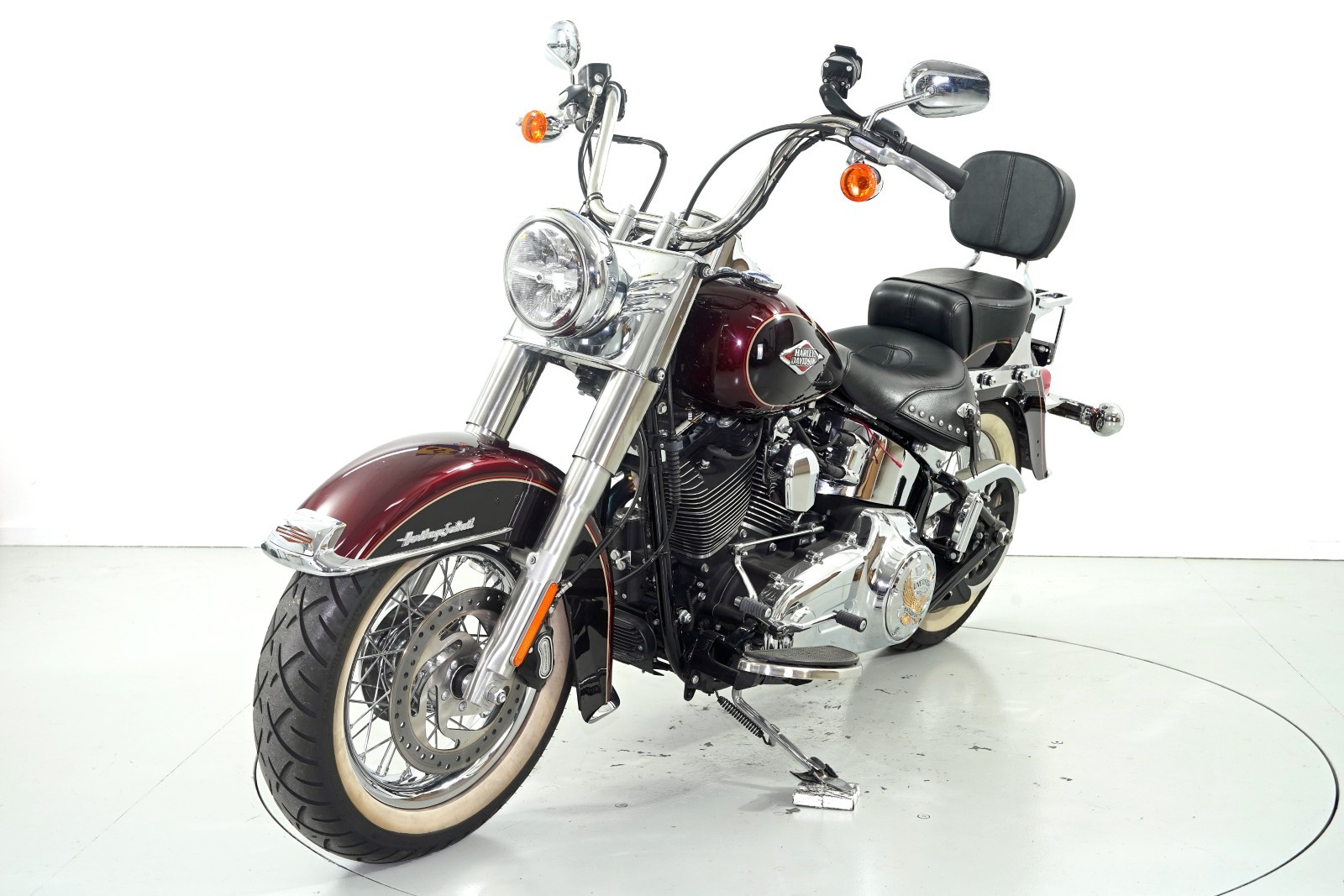 HARLEY-DAVIDSON FLSTC 1690 Heritage Softail Classic ABS-showroom-element-2