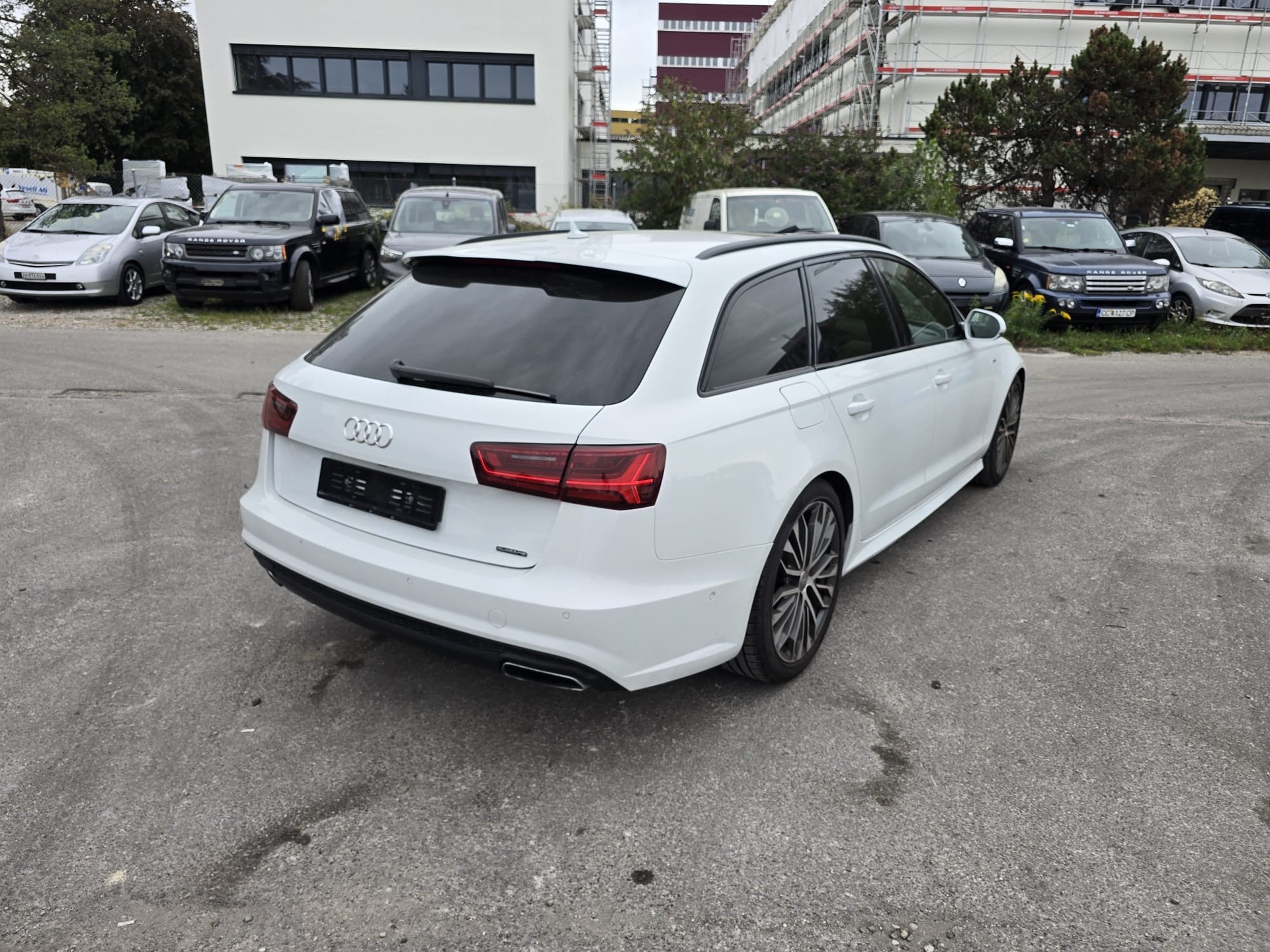 AUDI A6 Avant 2.0 TFSI S-Line quattro S-tronic-image-5