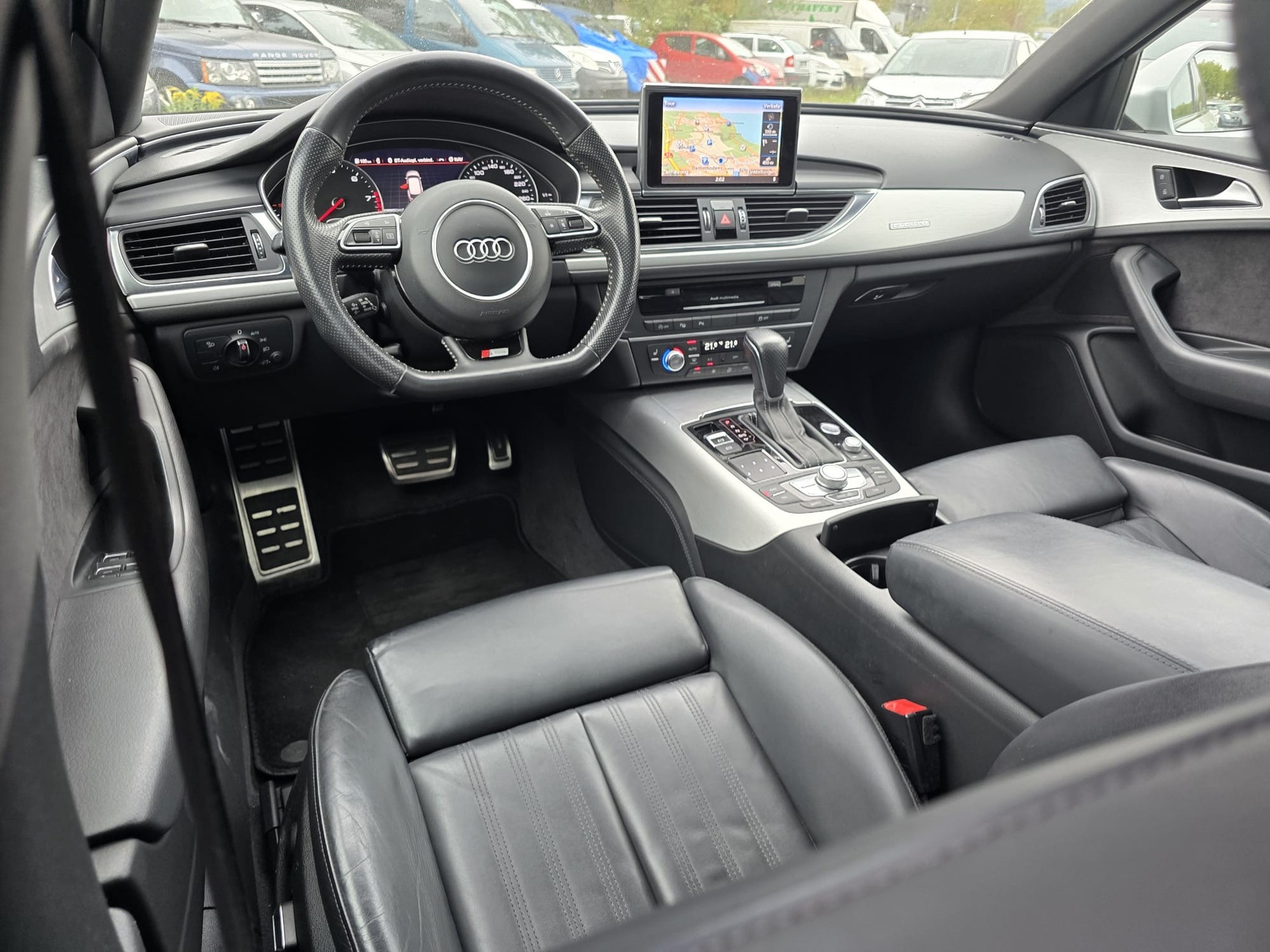 AUDI A6 Avant 2.0 TFSI S-Line quattro S-tronic-image-10
