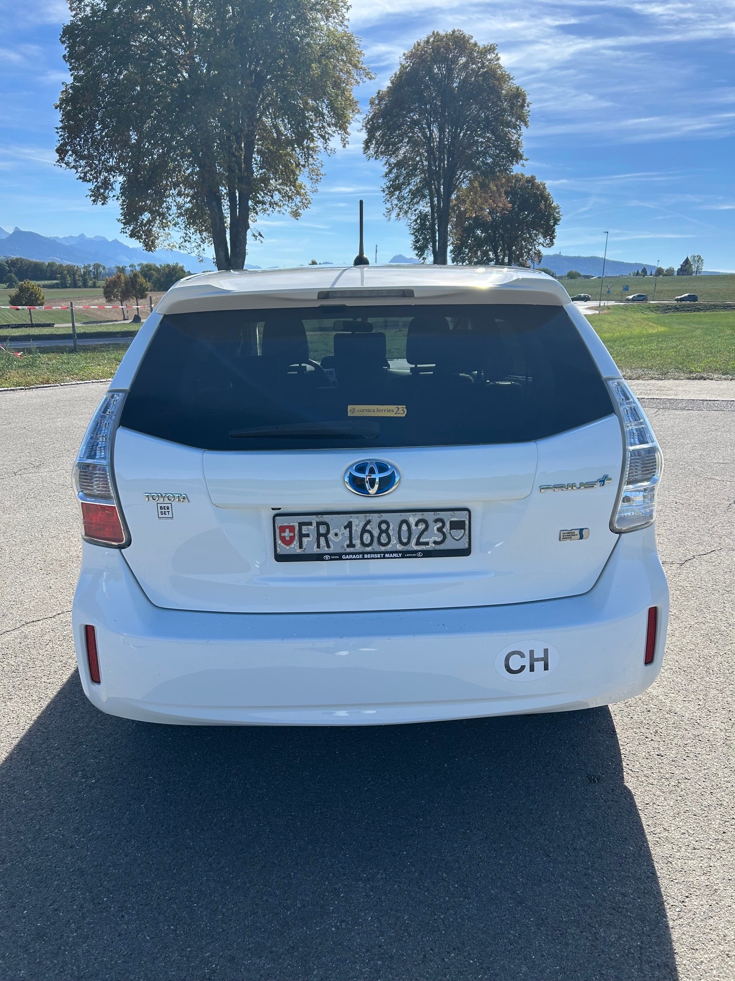 TOYOTA 1.8 VVTi HSD Sol-image-2