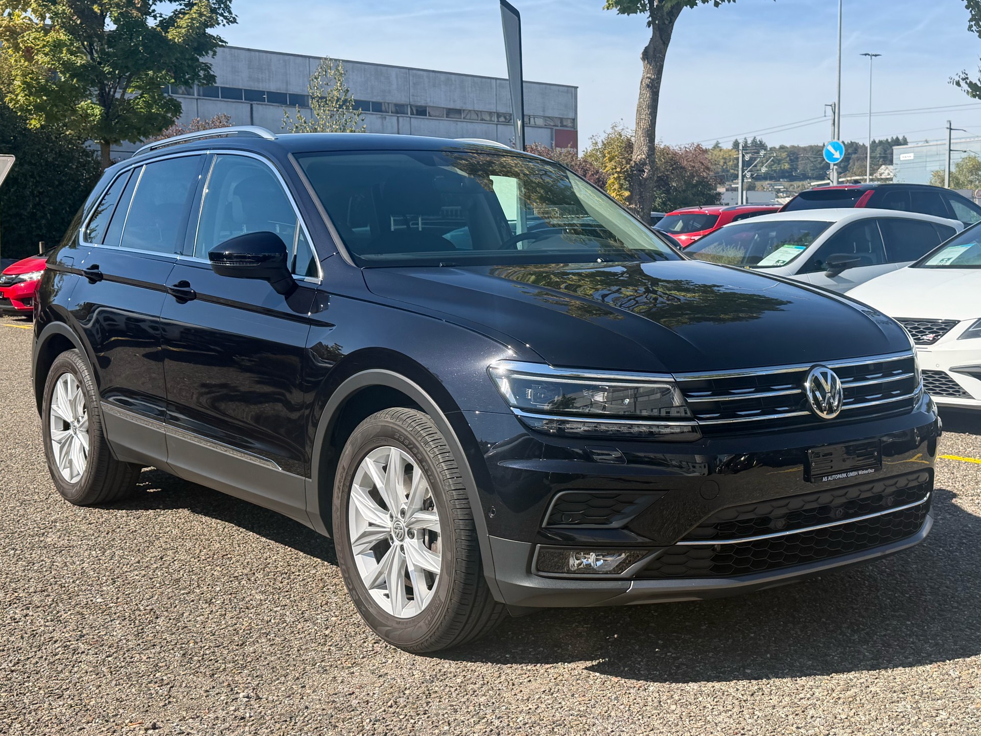 VW Tiguan 2.0TSI Highline 4Motion DSG-image-2