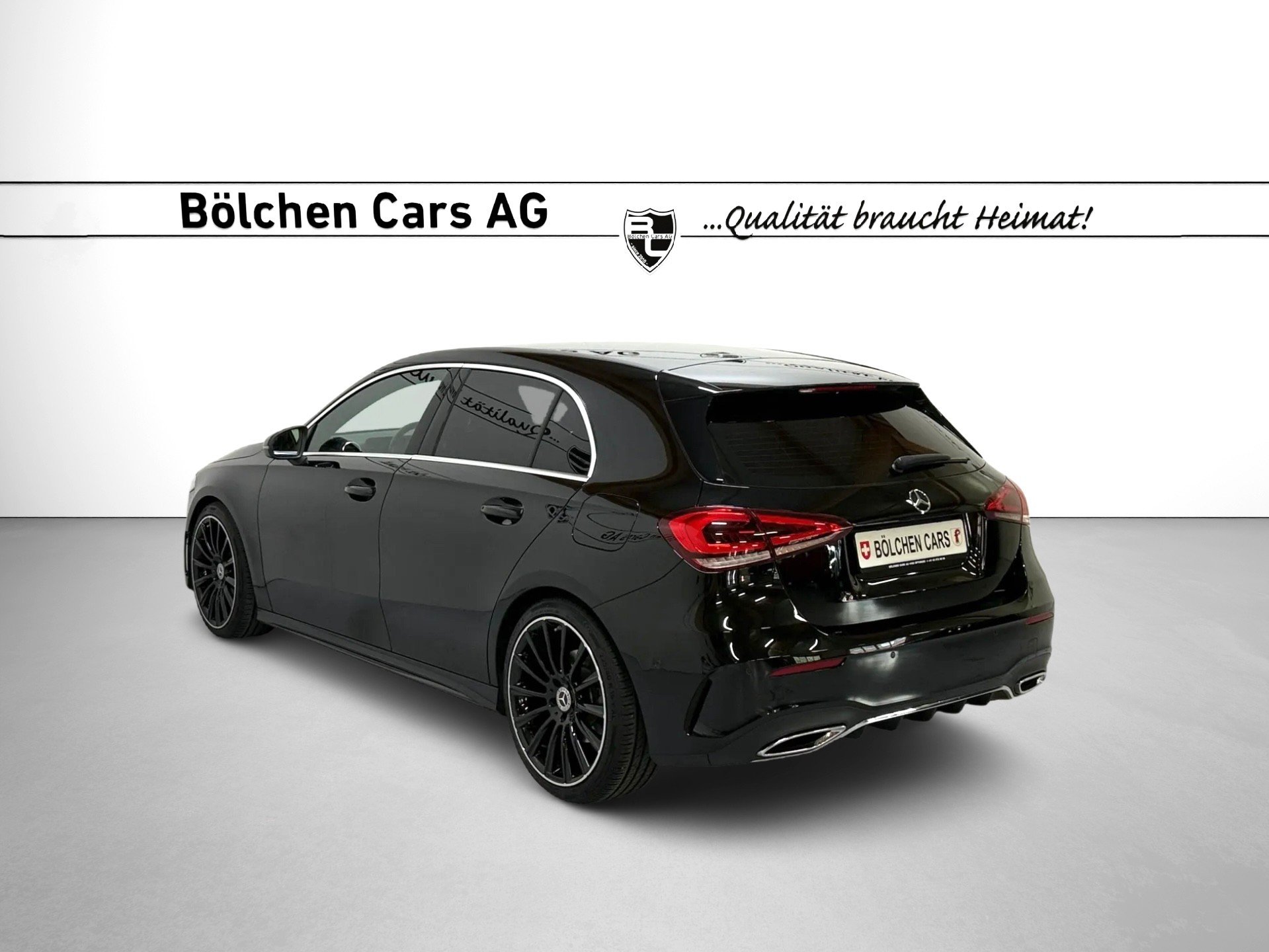 MERCEDES-BENZ A 200 AMG Line 7G-DCT-showroom-element-3