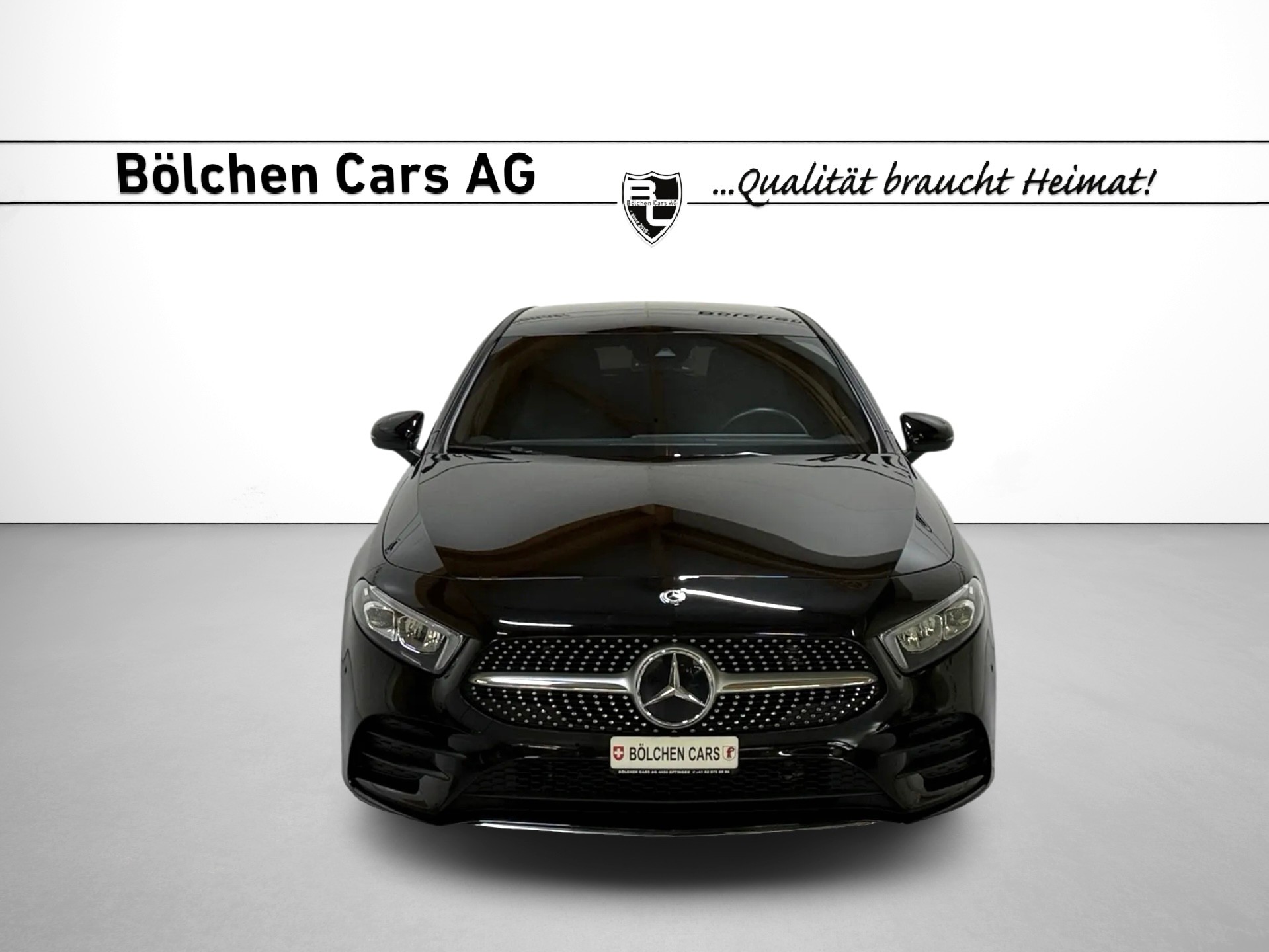 MERCEDES-BENZ A 200 AMG Line 7G-DCT-showroom-element-1