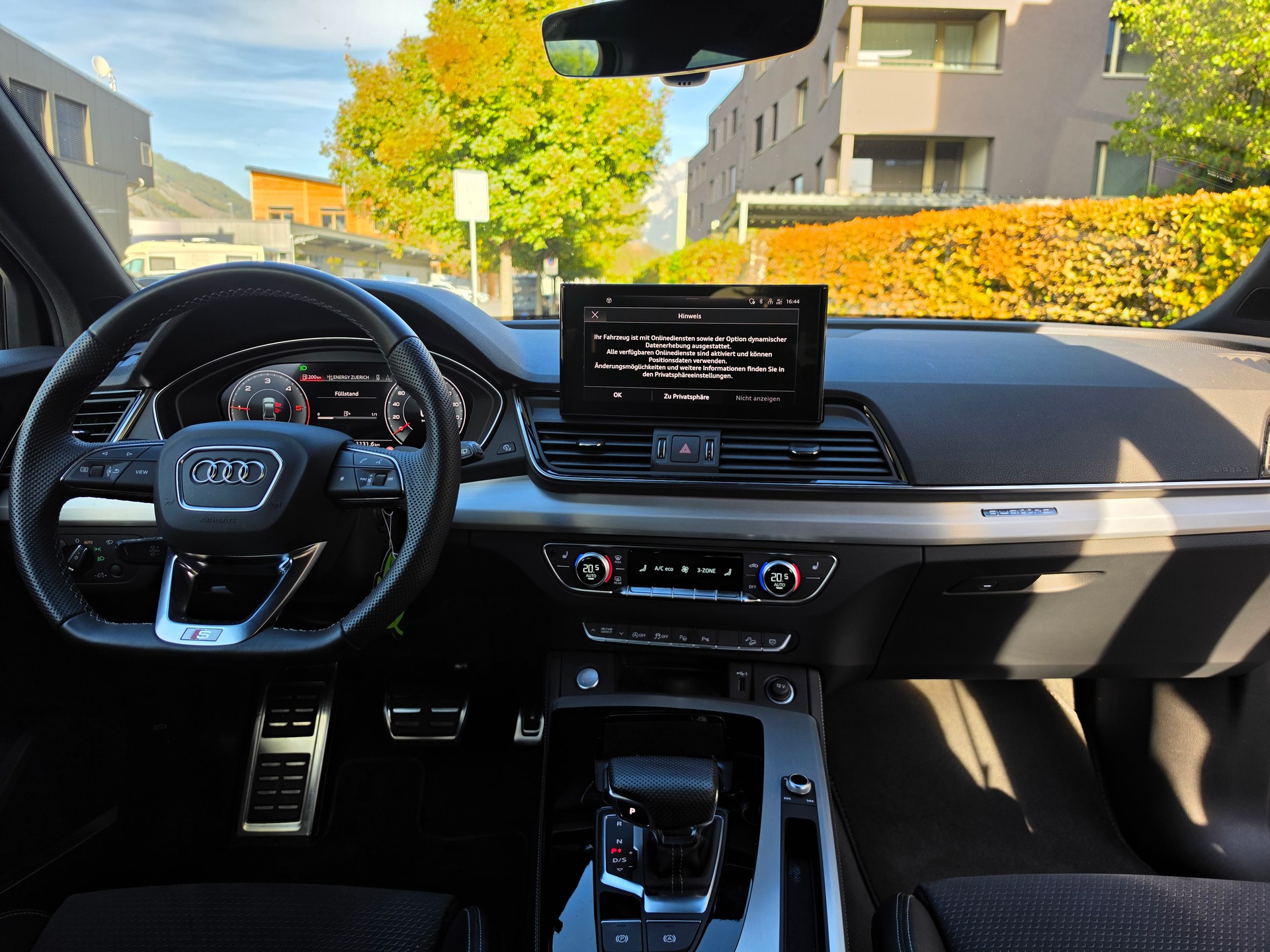 AUDI Q5 40 TDI S-line quattro S-tronic-image-13