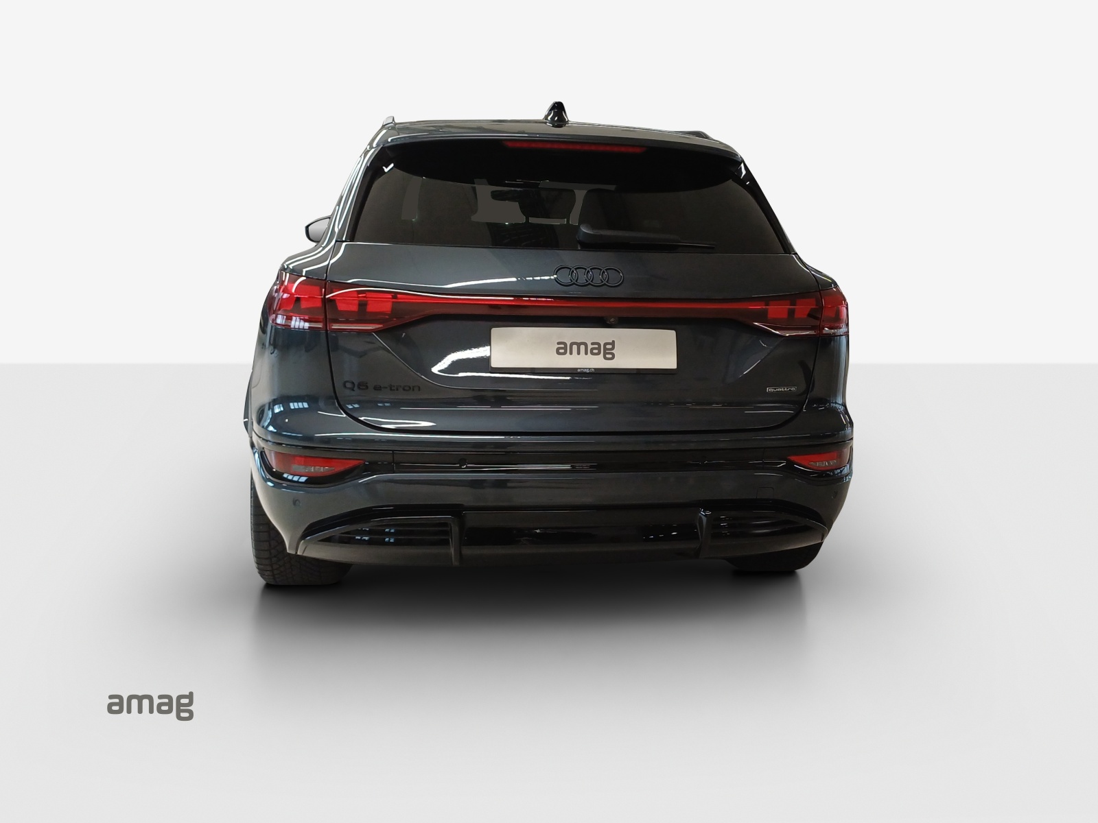 AUDI Q6 e-tron quattro-image-3