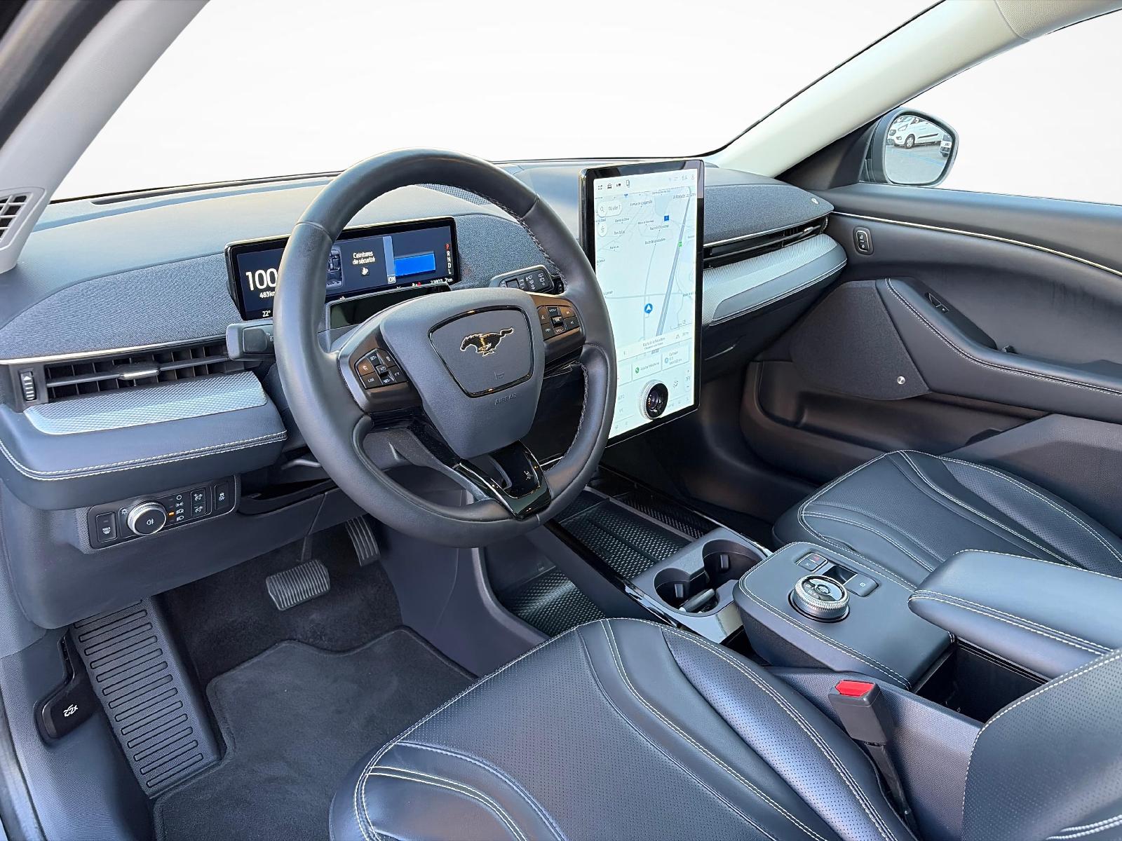 FORD Mustang Mach-E Extended-image-9