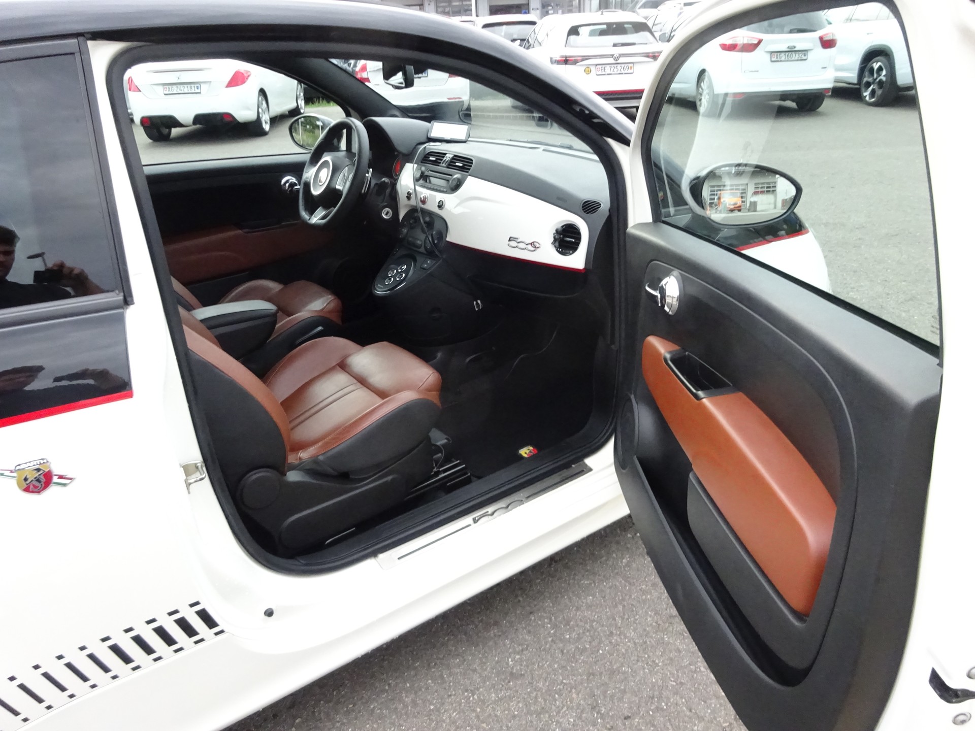 FIAT 500C 1.4 16V Turbo Abarth Dualogic-image-3