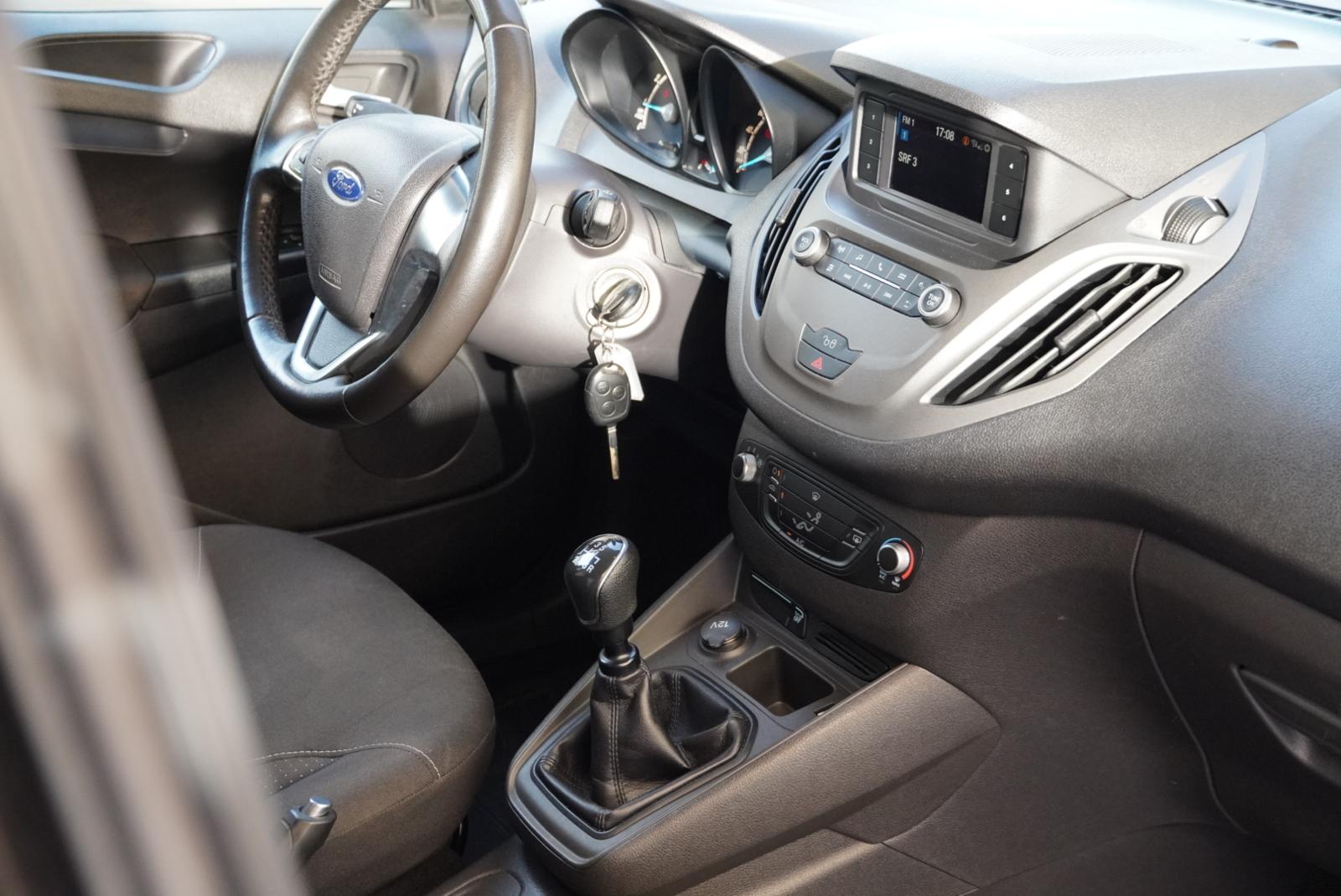 FORD Transit Courier Van 1.0 EcoBoost Ambiente-image-19