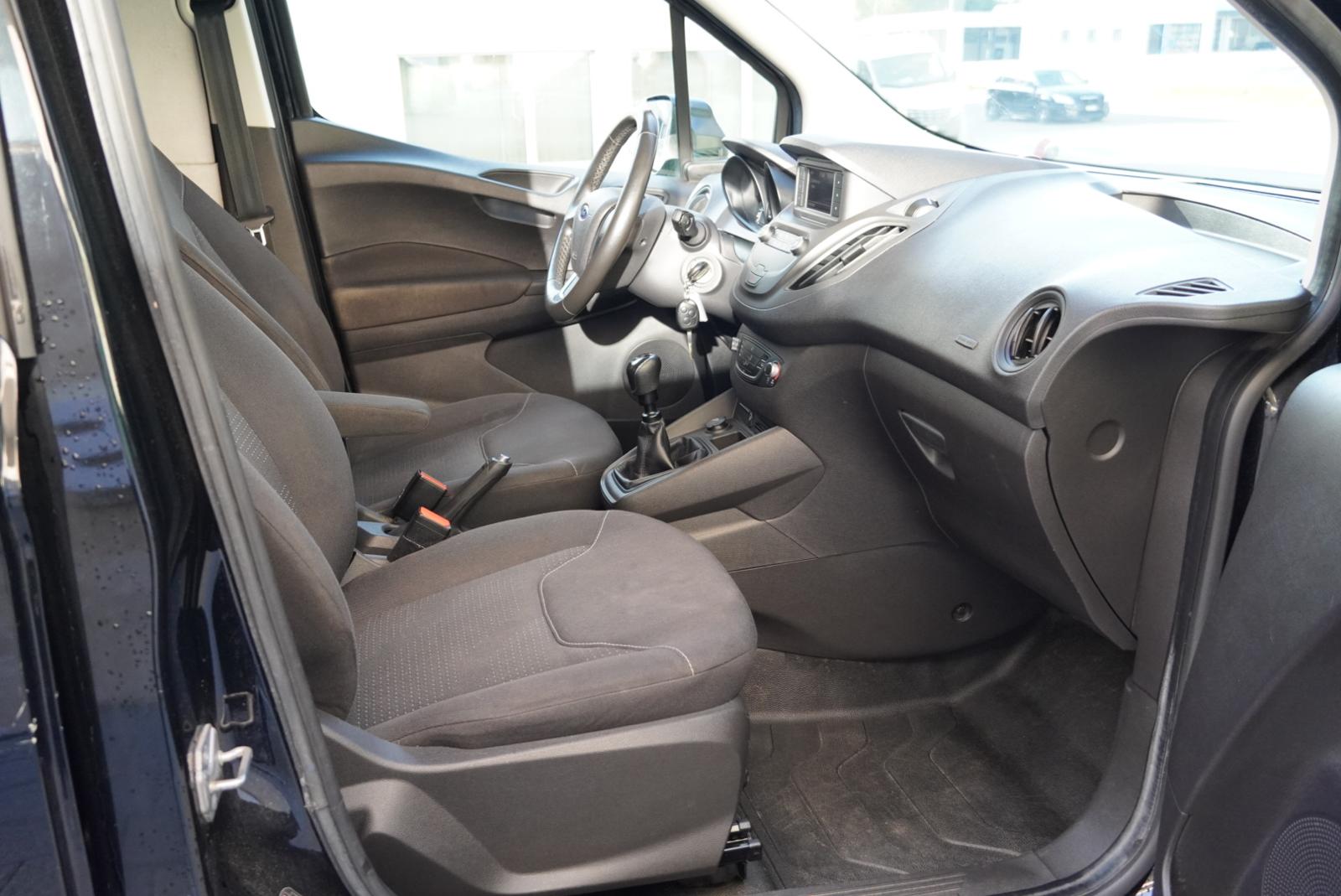 FORD Transit Courier Van 1.0 EcoBoost Ambiente-image-17