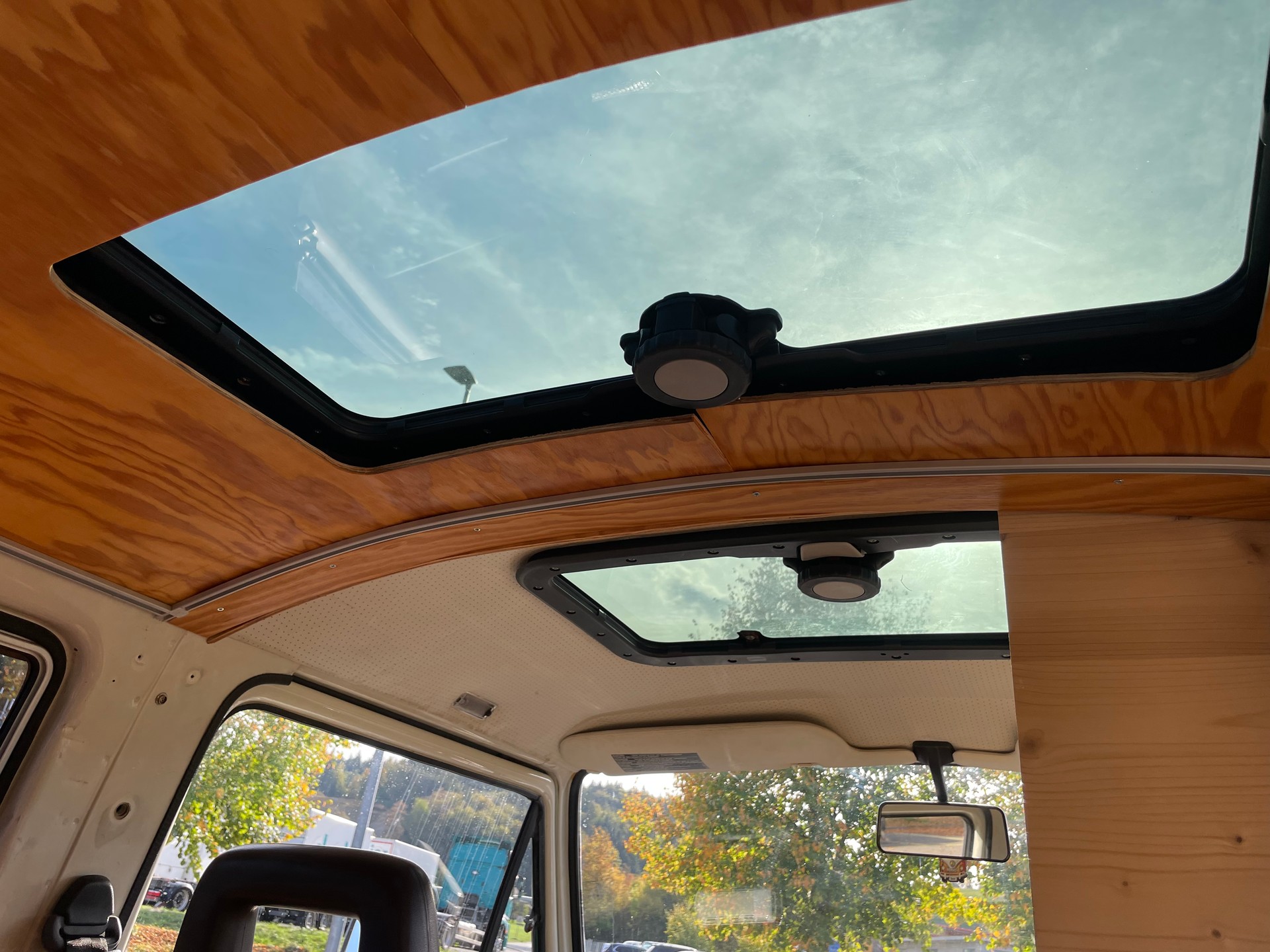 VW Typ 2 Katalysator Transporter.-image-8