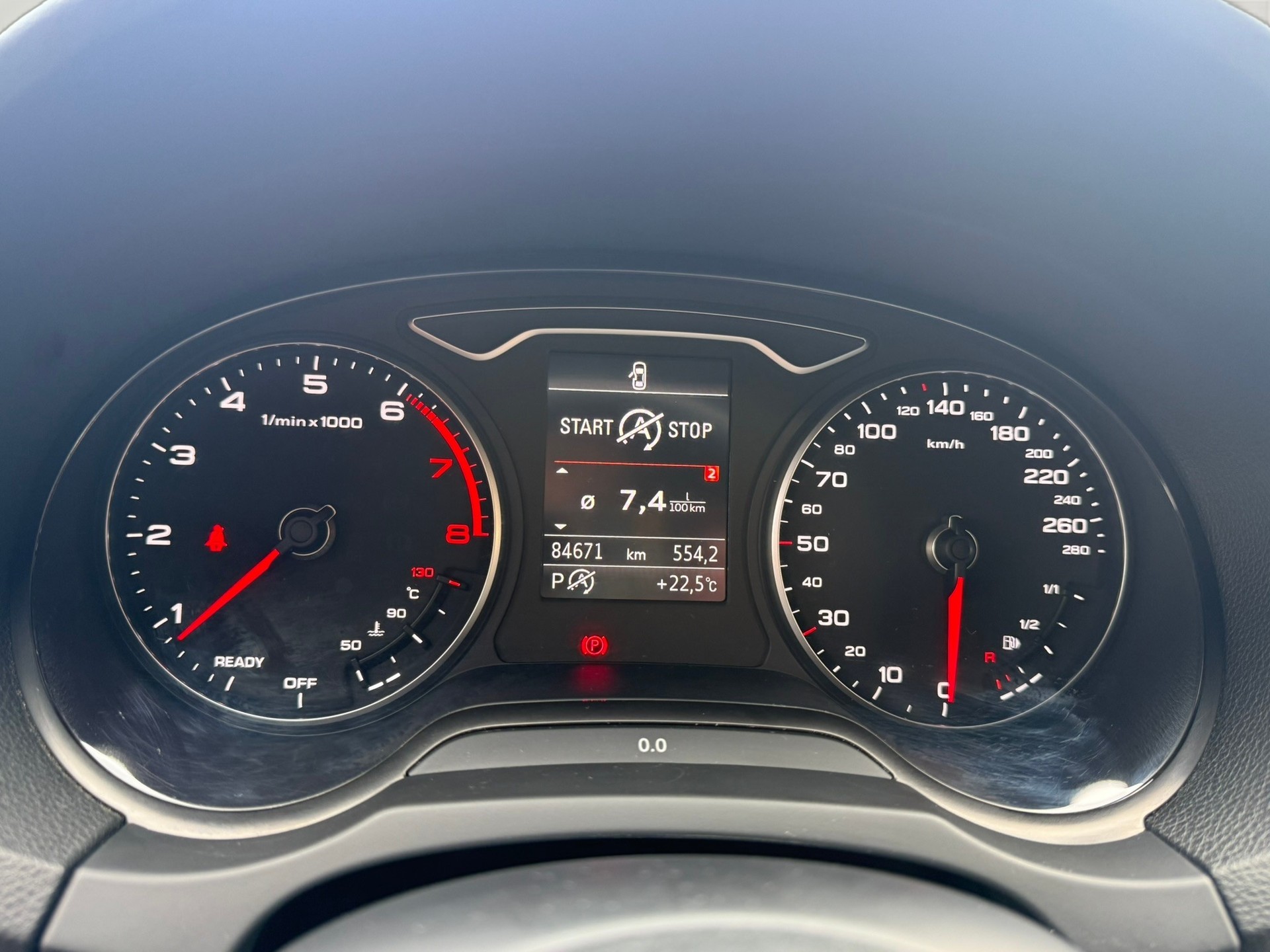 AUDI A3 Sportback 35 TFSI Sport S-tronic-image-12