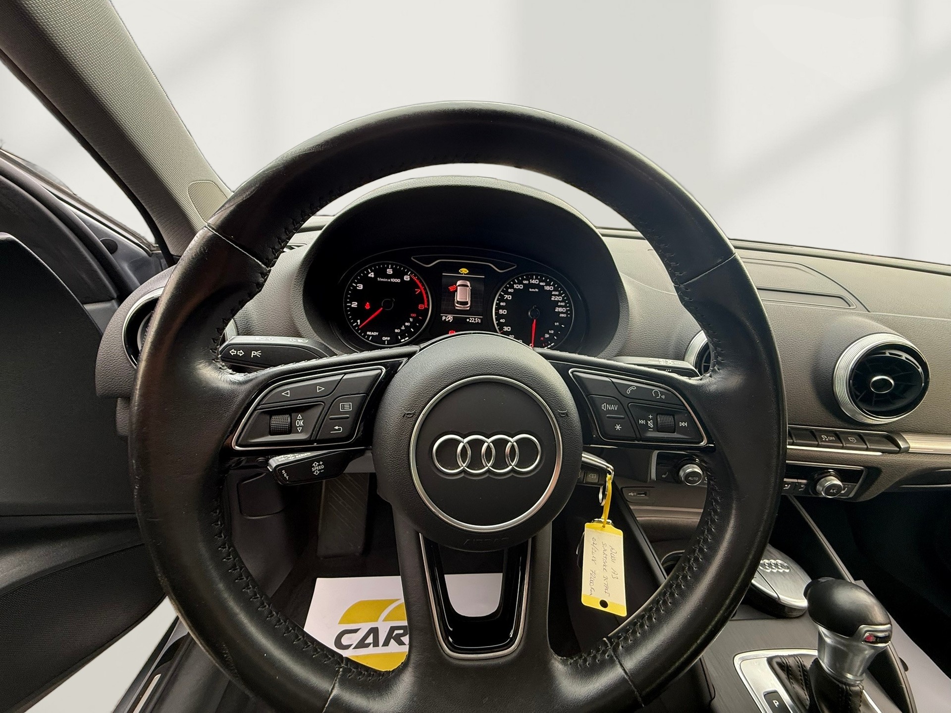 AUDI A3 Sportback 35 TFSI Sport S-tronic-image-11