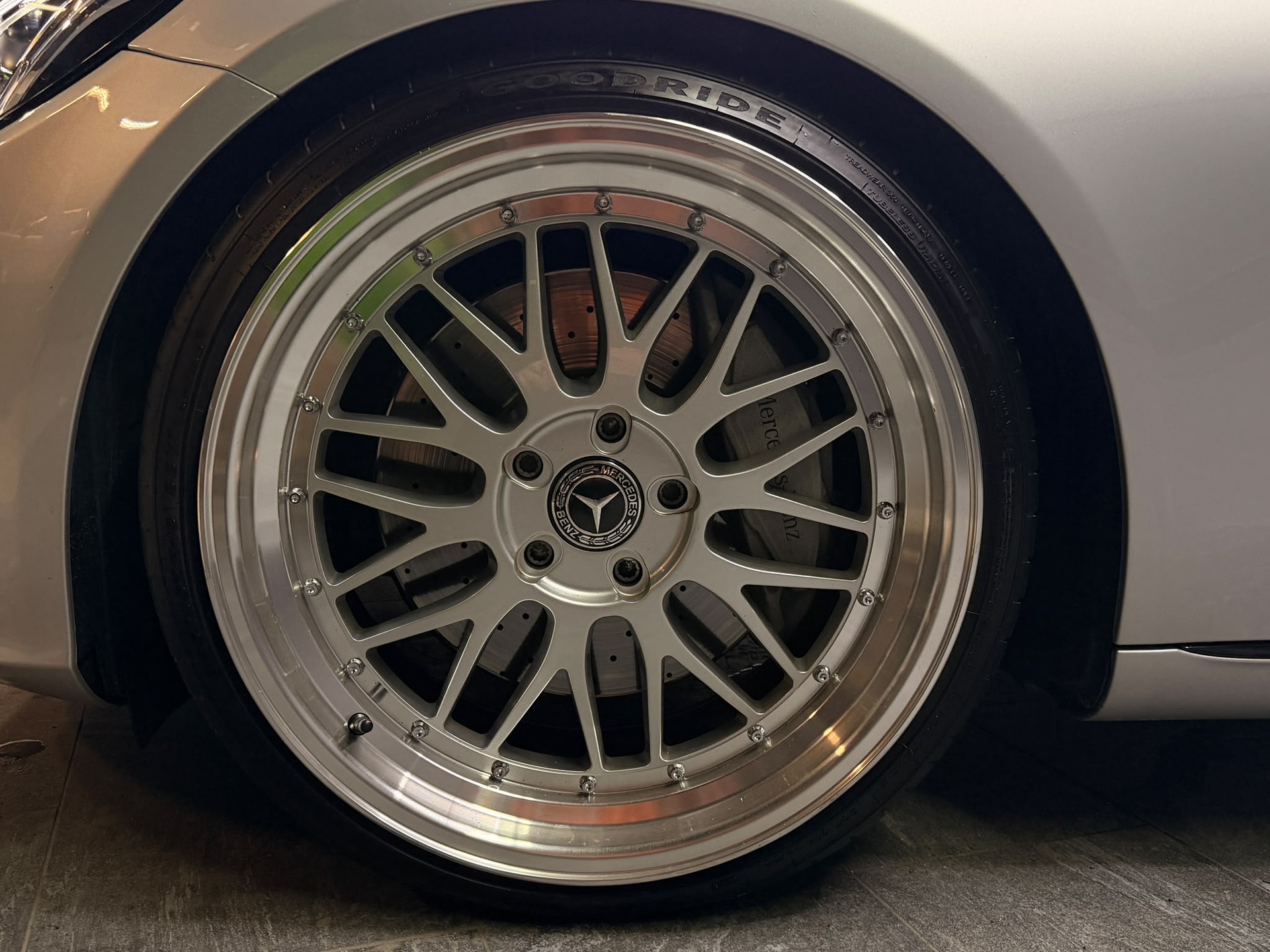 MERCEDES-BENZ C 350 e AMG Line 7G-Tronic-image-23