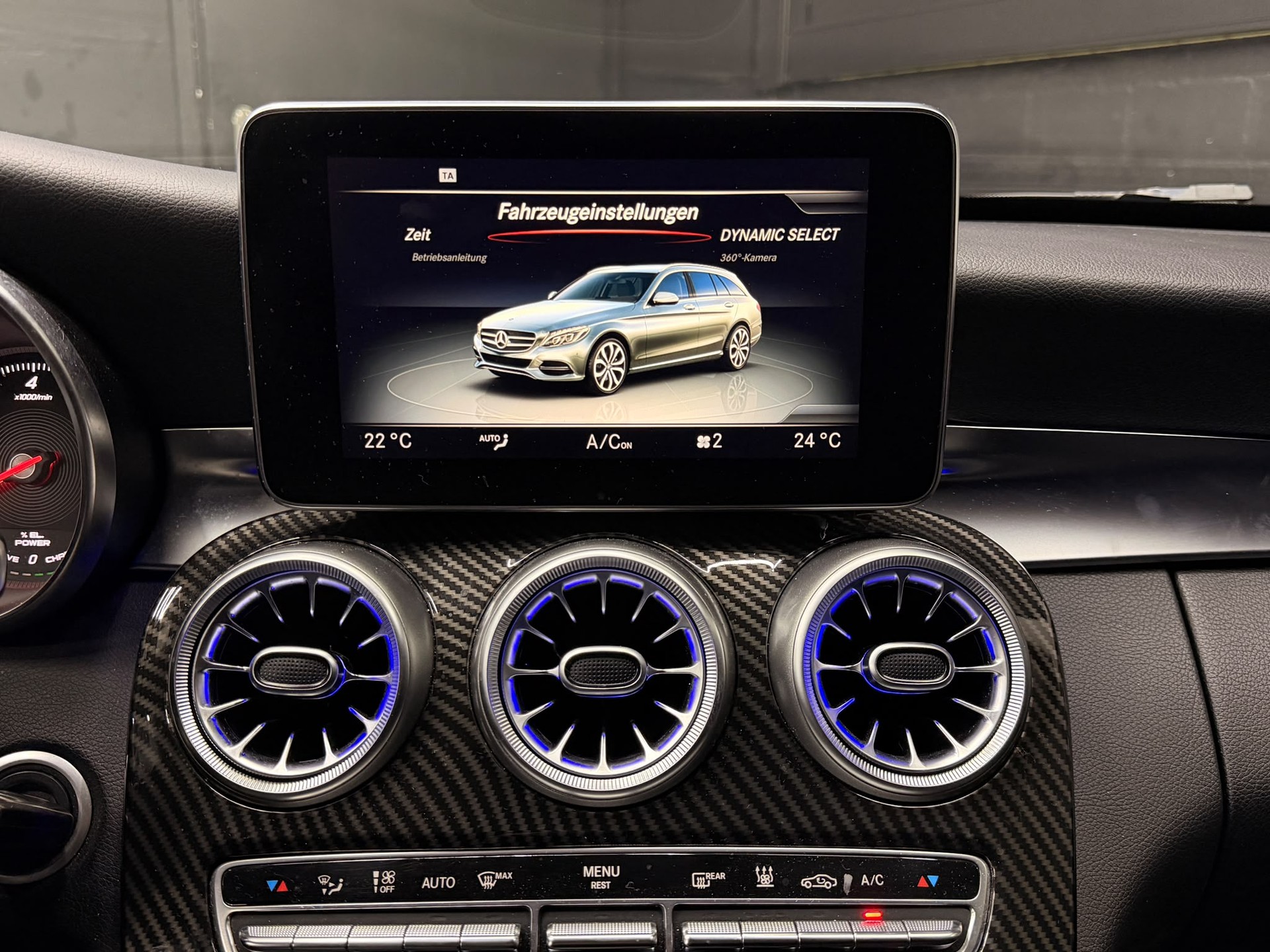 MERCEDES-BENZ C 350 e AMG Line 7G-Tronic-image-16