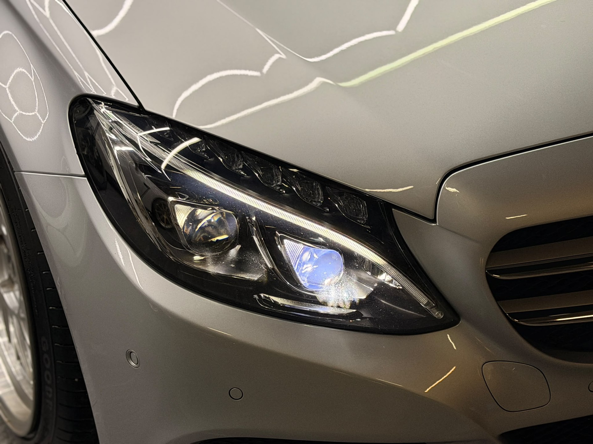 MERCEDES-BENZ C 350 e AMG Line 7G-Tronic-image-2