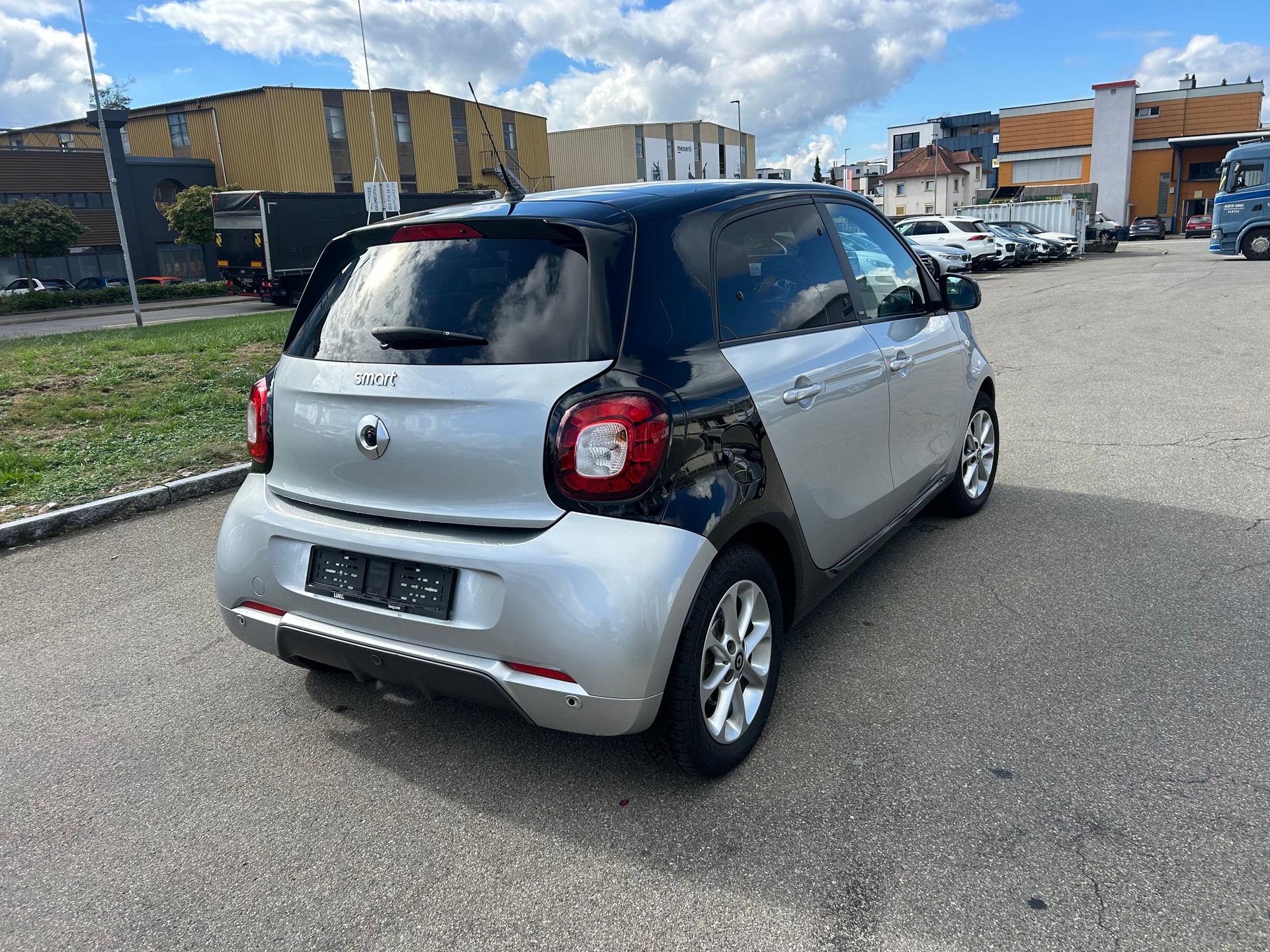 SMART forfour passion twinmatic-image-12