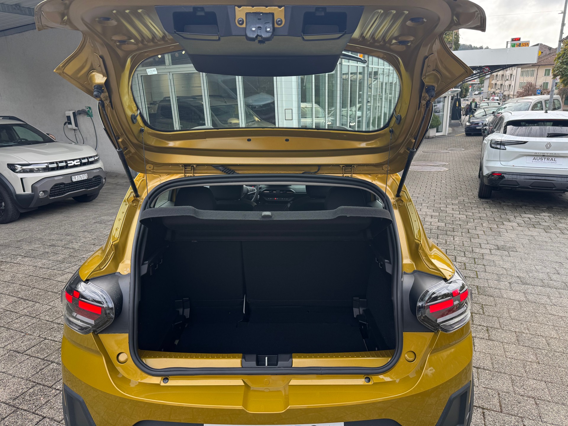 DACIA Sandero Stepway TCe 110 Extreme-image-15