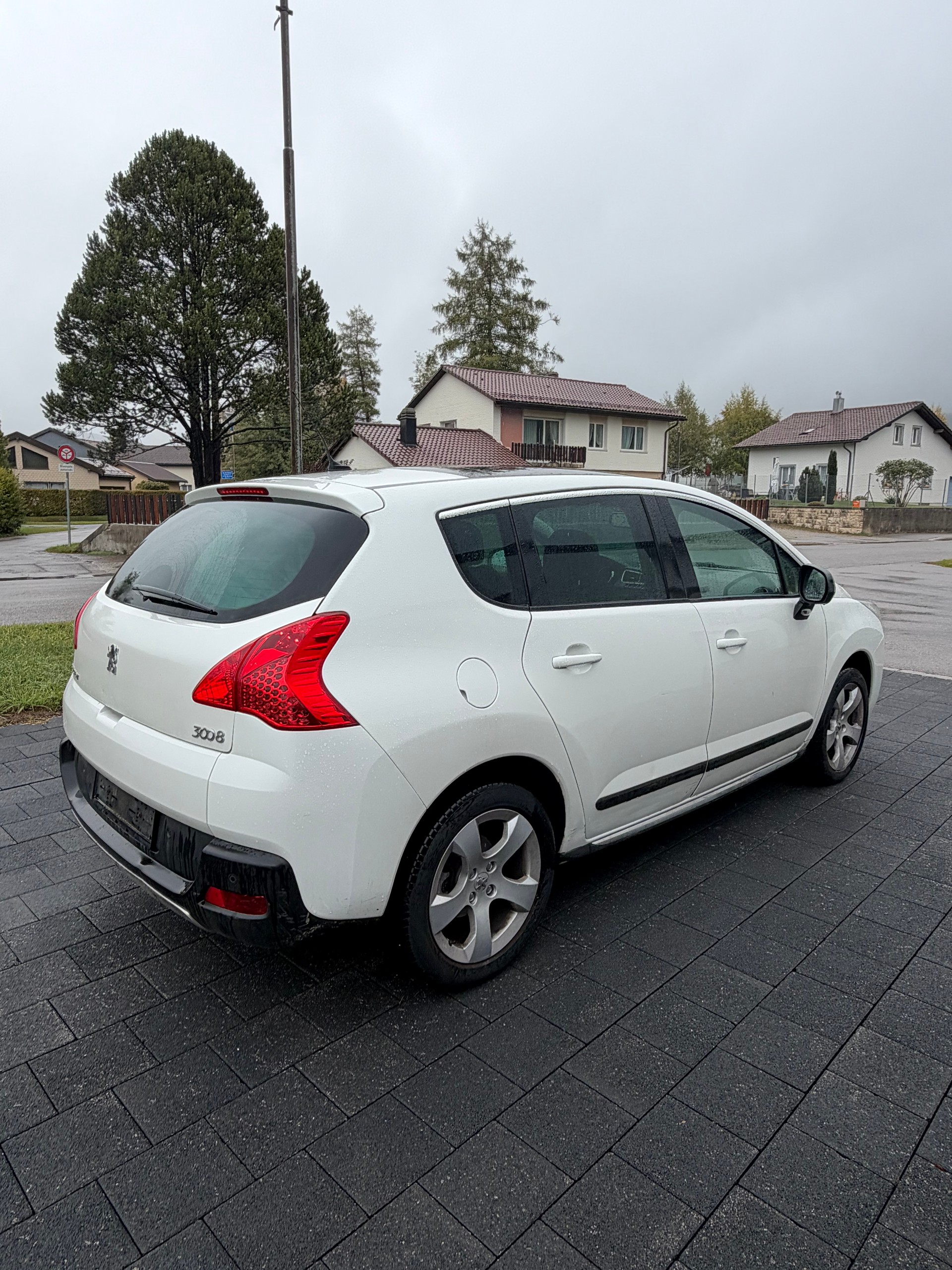 PEUGEOT 3008 1.6 16V T Sport Pack Tiptronic-image-4