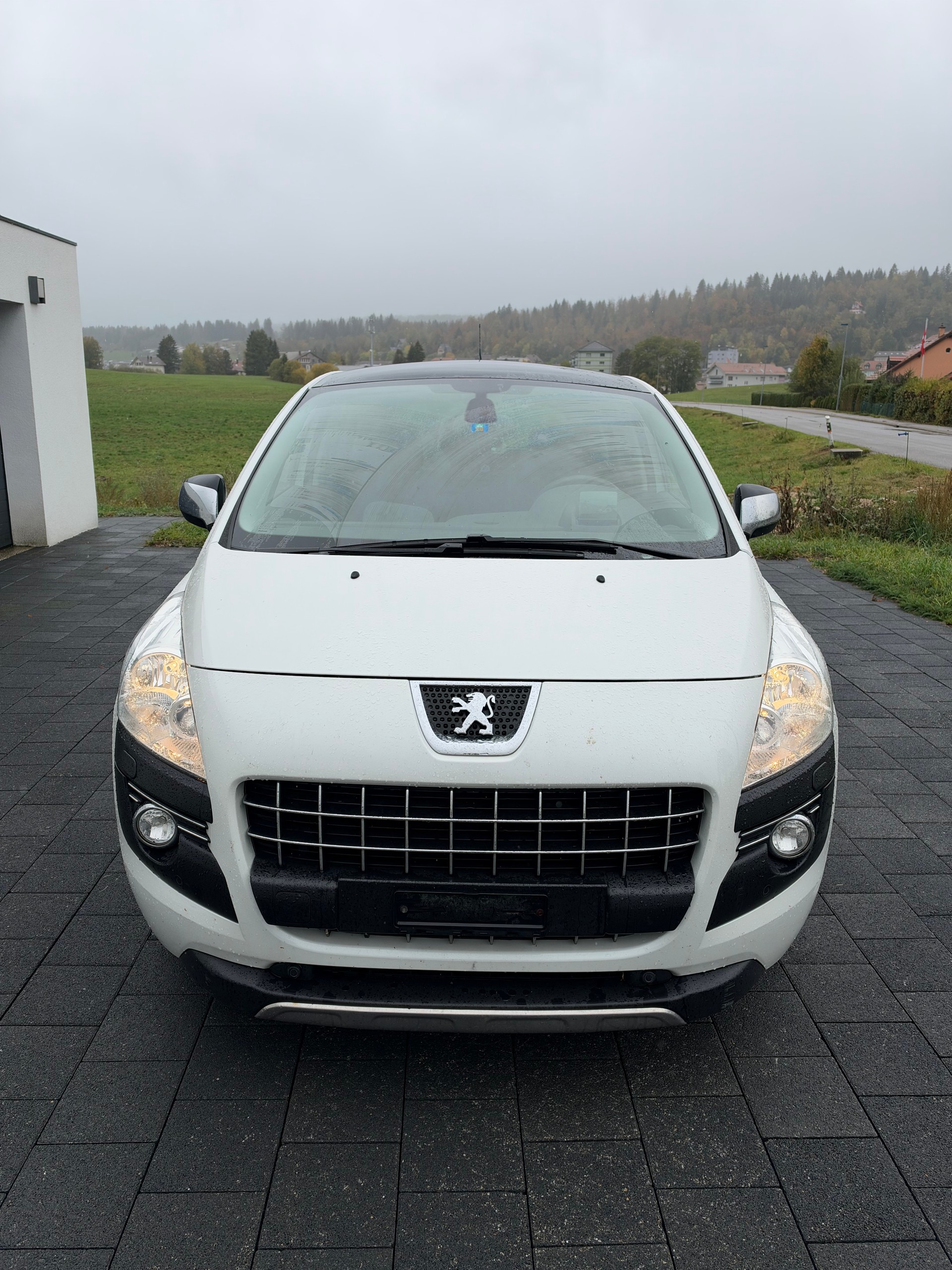PEUGEOT 3008 1.6 16V T Sport Pack Tiptronic-image-2