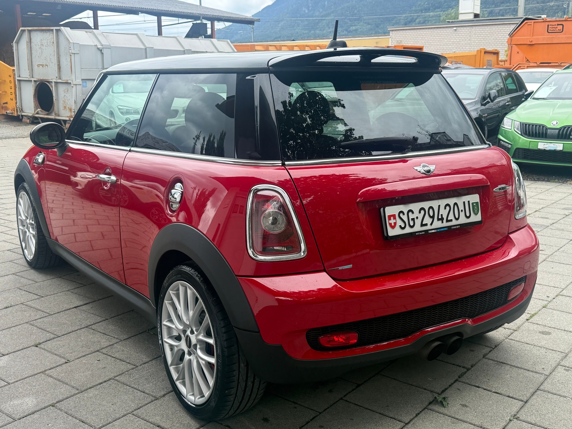MINI Cooper John Cooper Works-image-4