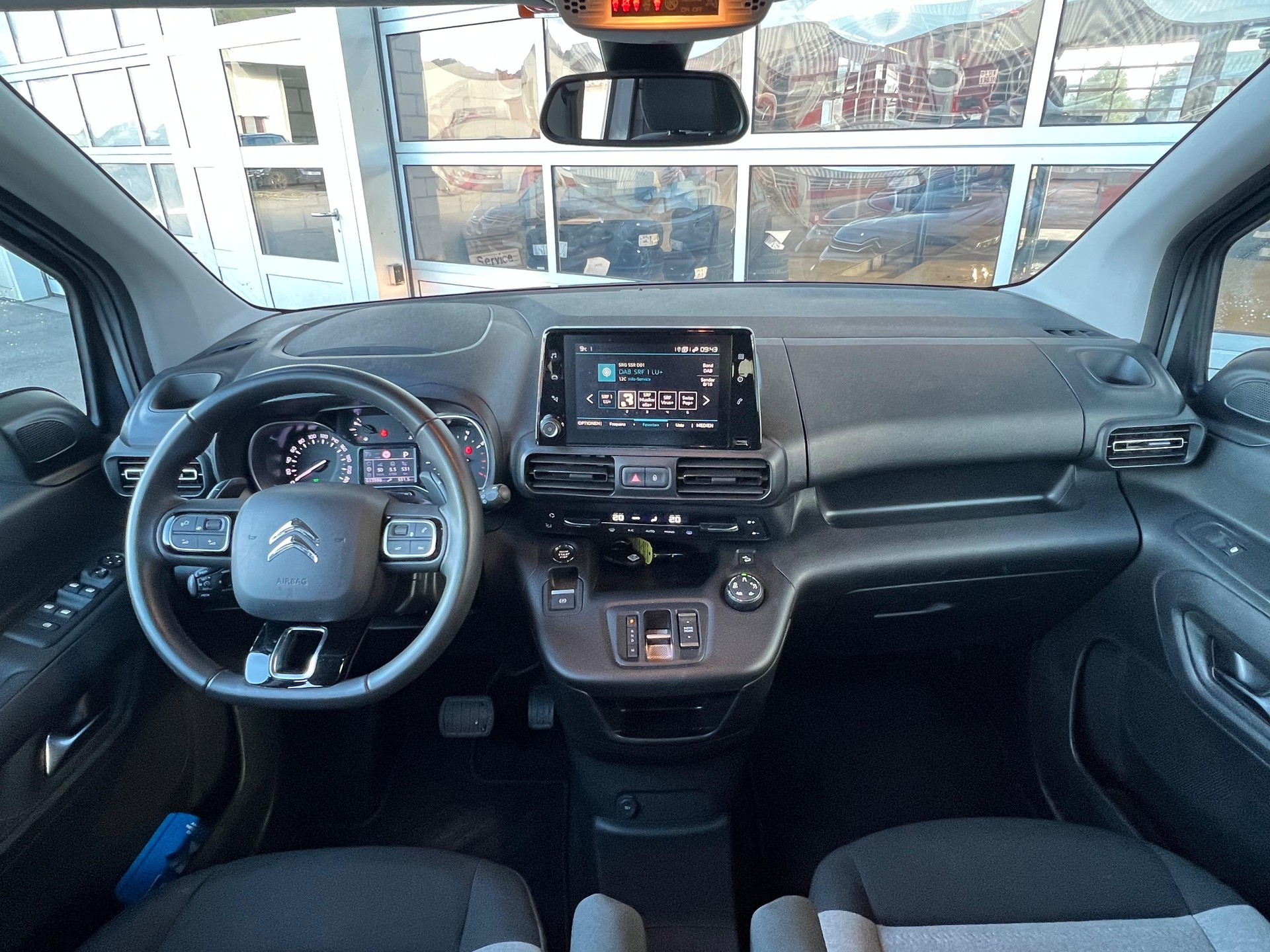 CITROEN Berlingo XL 1.5 BlueHDi 130 Max-image-13