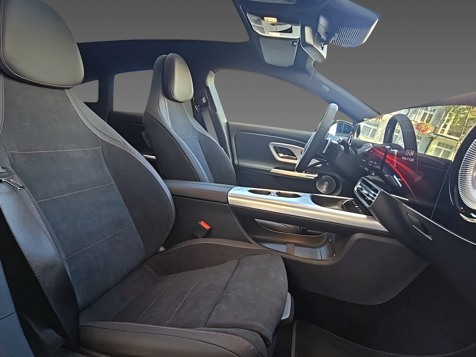 MERCEDES-BENZ CLA 350 4Matic Shooting Brake EQ-image-13