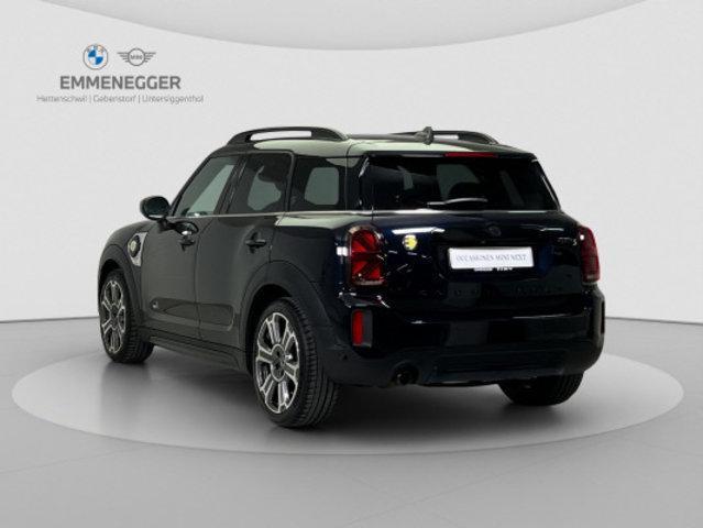 MINI Countryman F60 1.5i Cooper S E ALL4-image-2