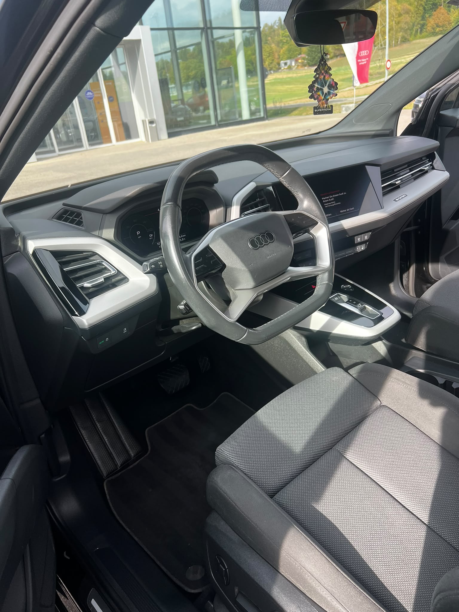 AUDI 40-image-3