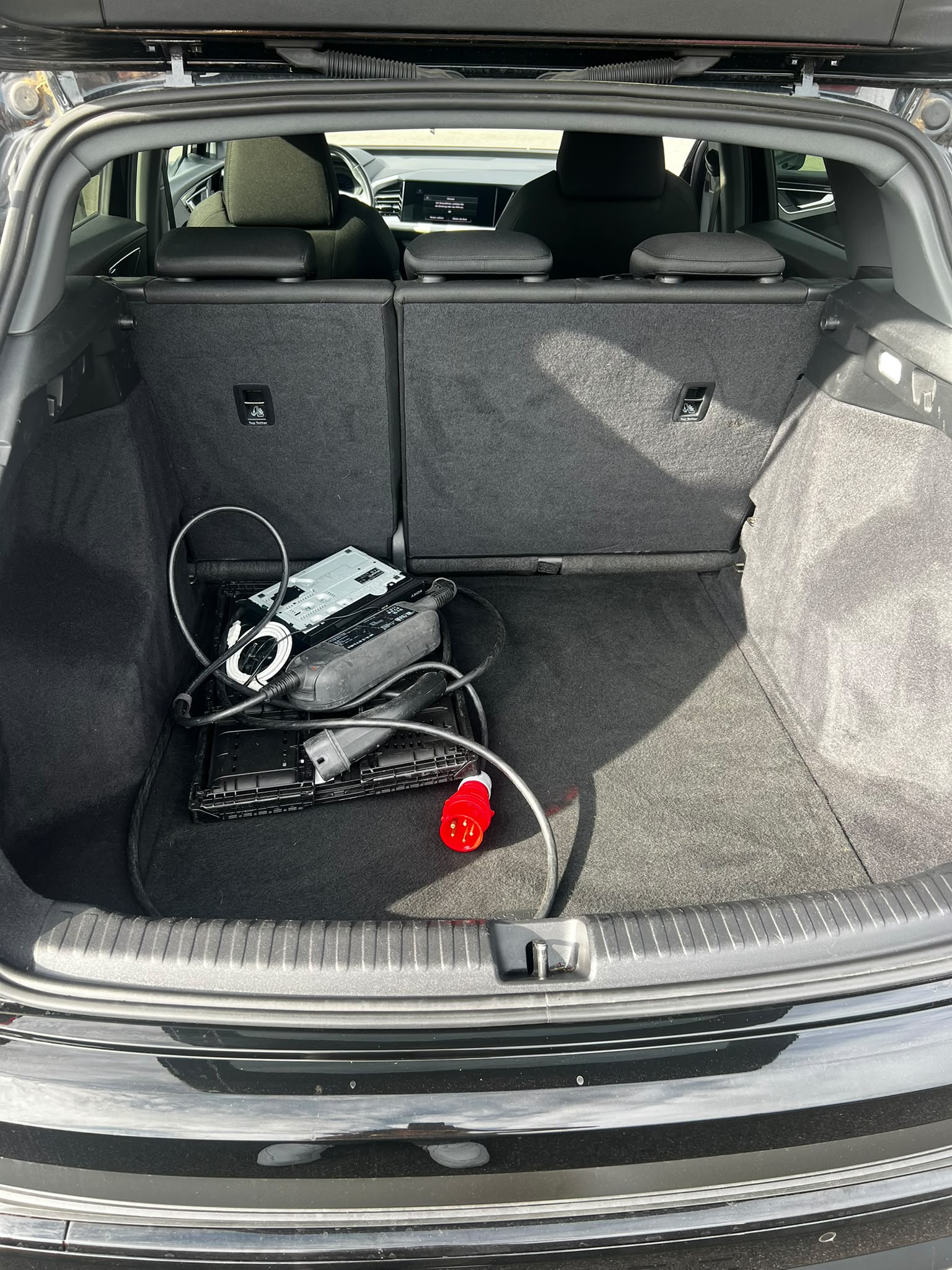 AUDI 40-image-4