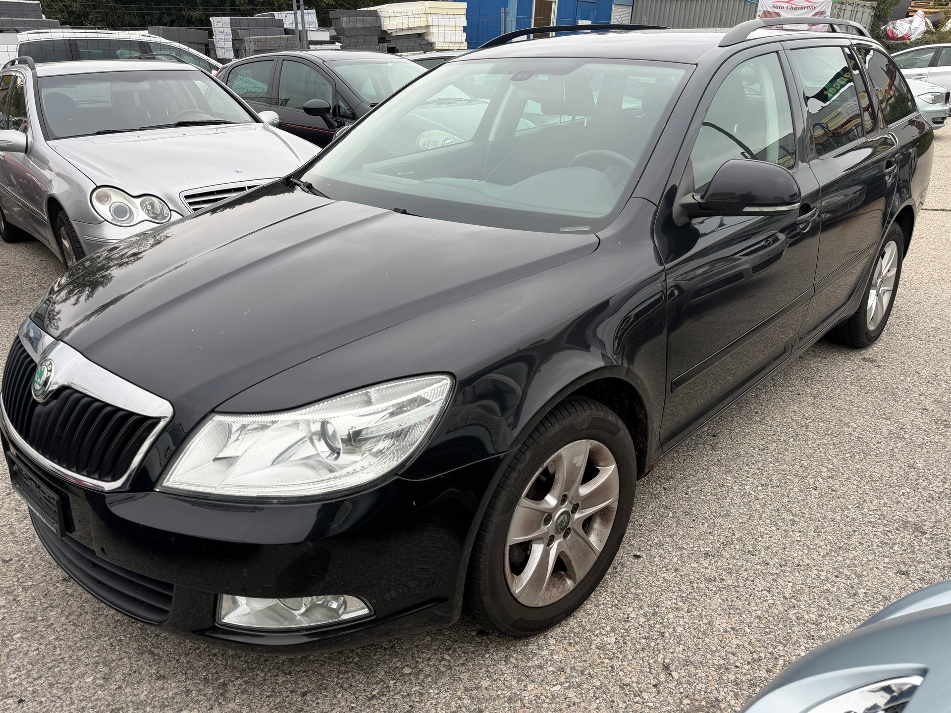 SKODA Octavia Combi 2.0 TDI Ambition 4x4 DSG-image-1