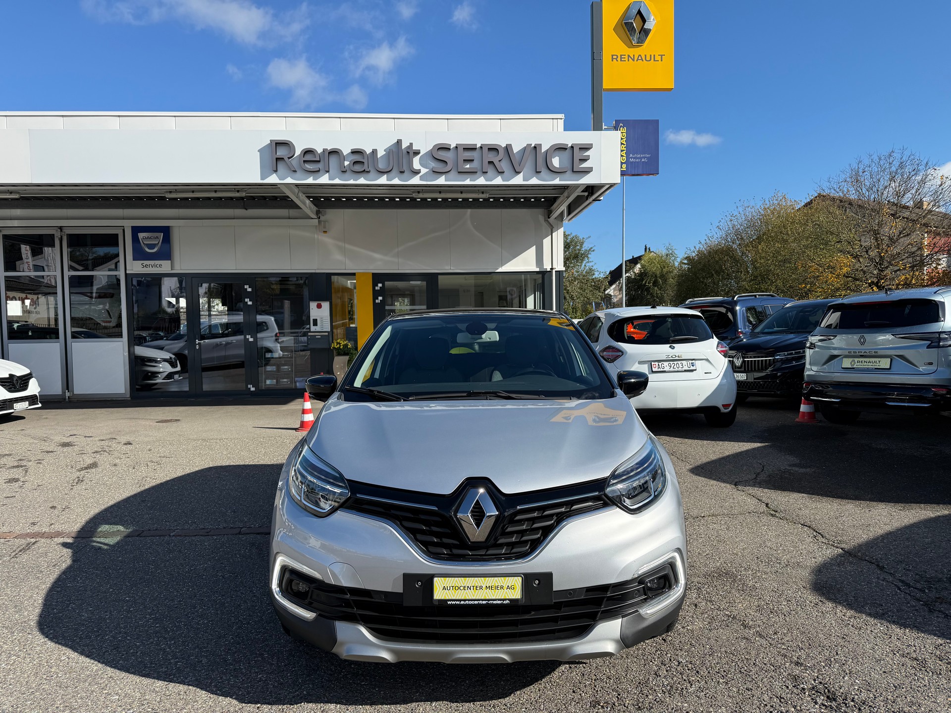 RENAULT Captur 1.2 T 16V Intens EDC