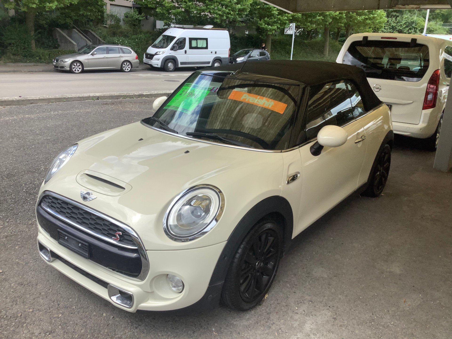 MINI Cooper S Cabriolet Steptronic-image-13