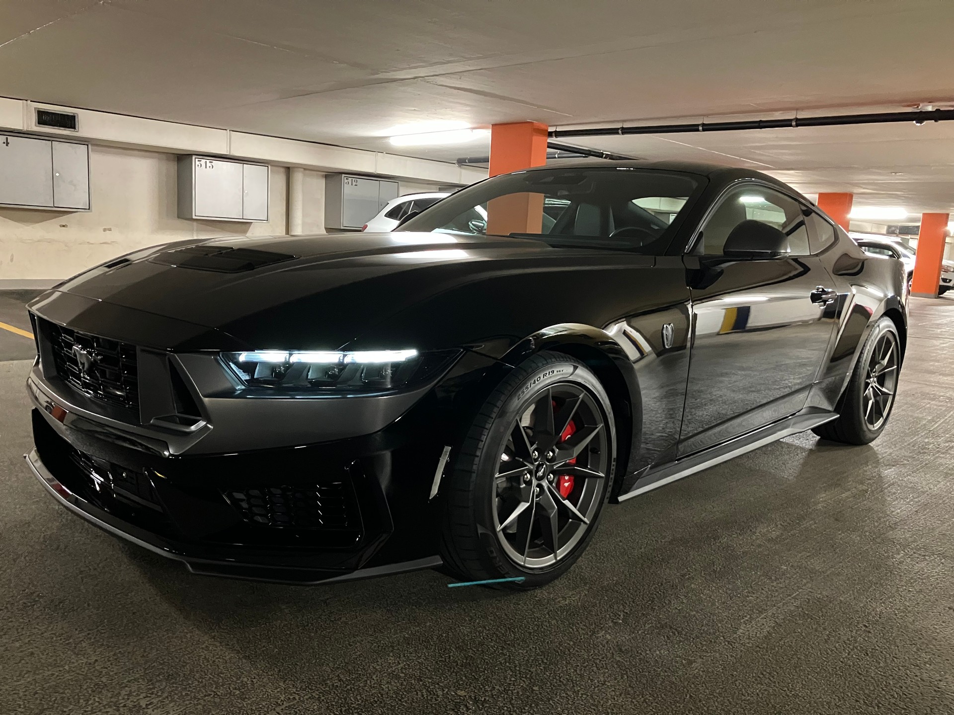 FORD Dark Horse Manuell CH FZ.-image-0