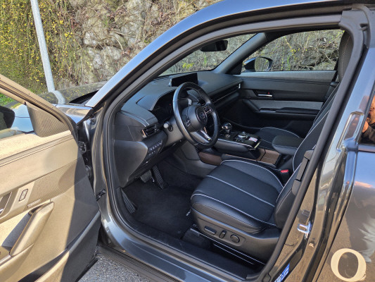 MAZDA MX-30 PHEV 170 Makoto-image-5