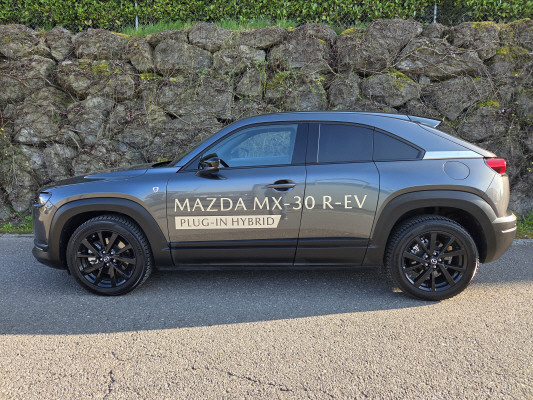 MAZDA MX-30 PHEV 170 Makoto-image-2