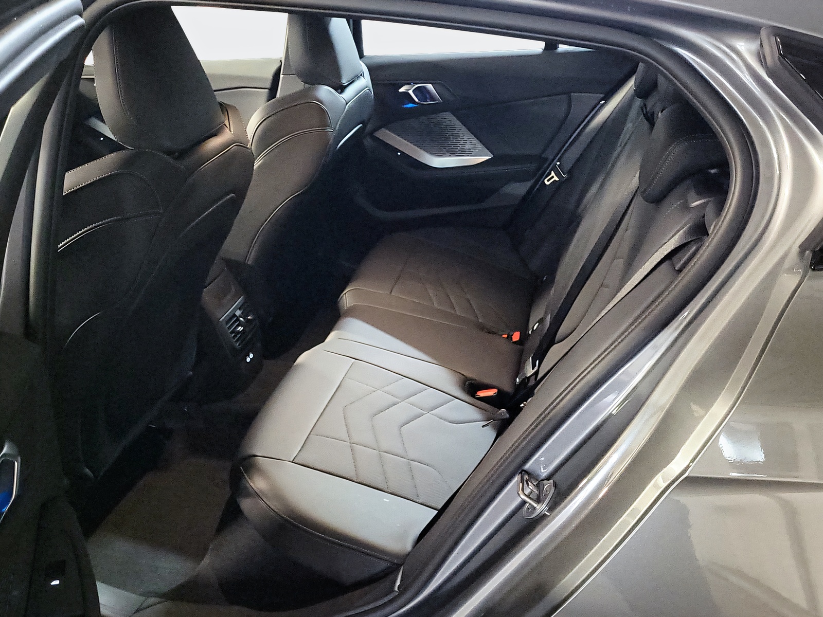 BMW 120d M Sport Steptronic-image-16