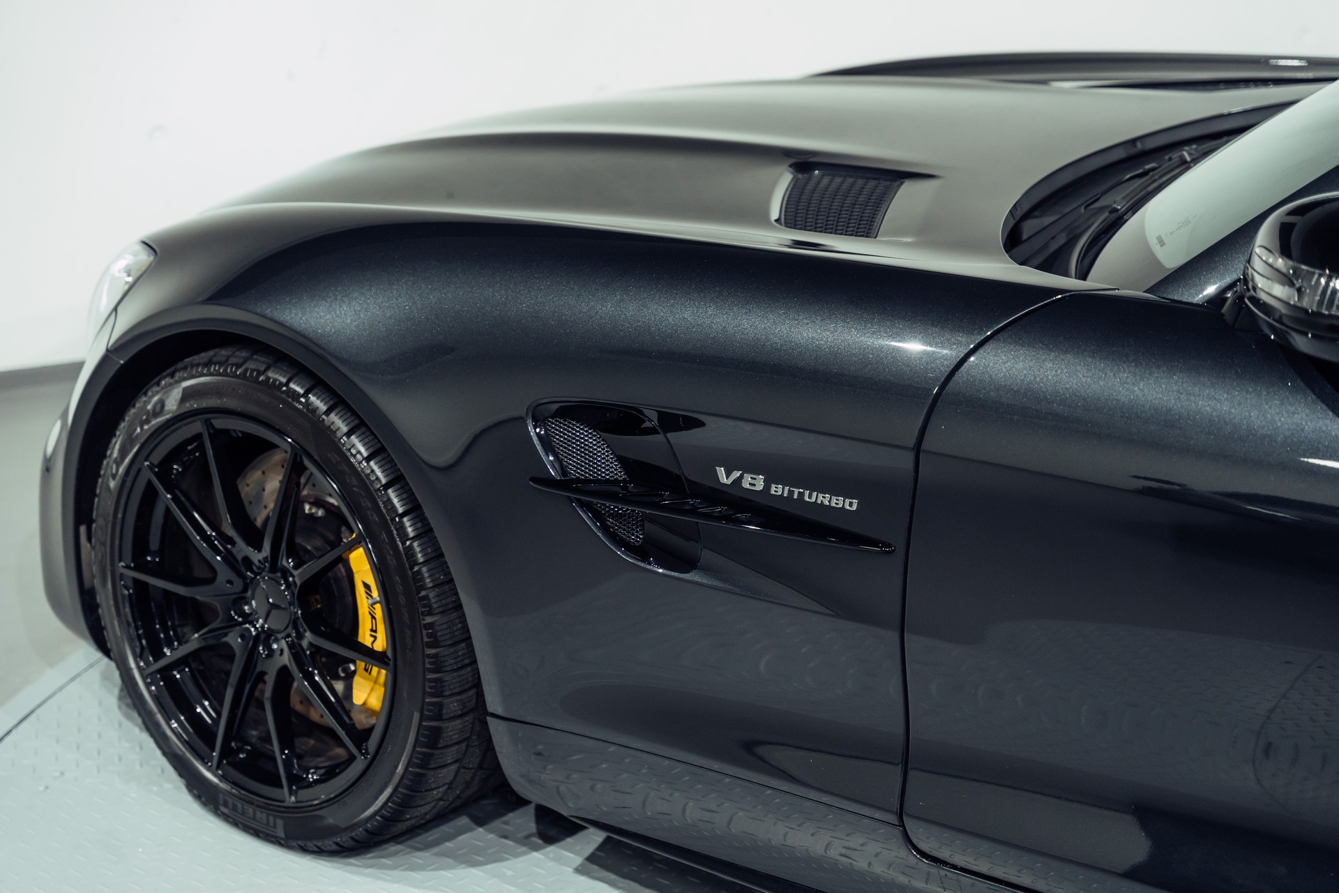MERCEDES-BENZ AMG GT R Speedshift DCT-image-11