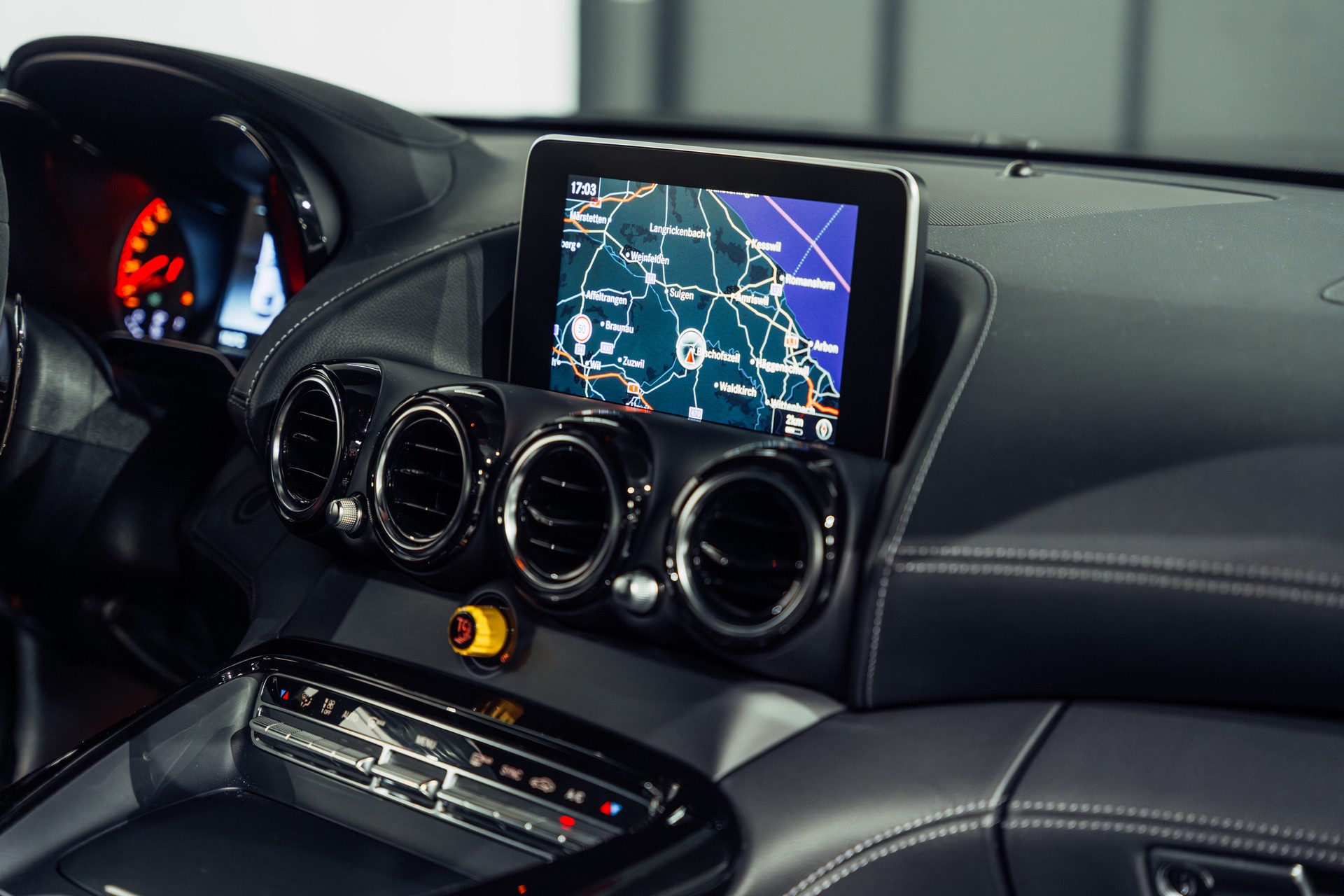 MERCEDES-BENZ AMG GT R Speedshift DCT-image-20
