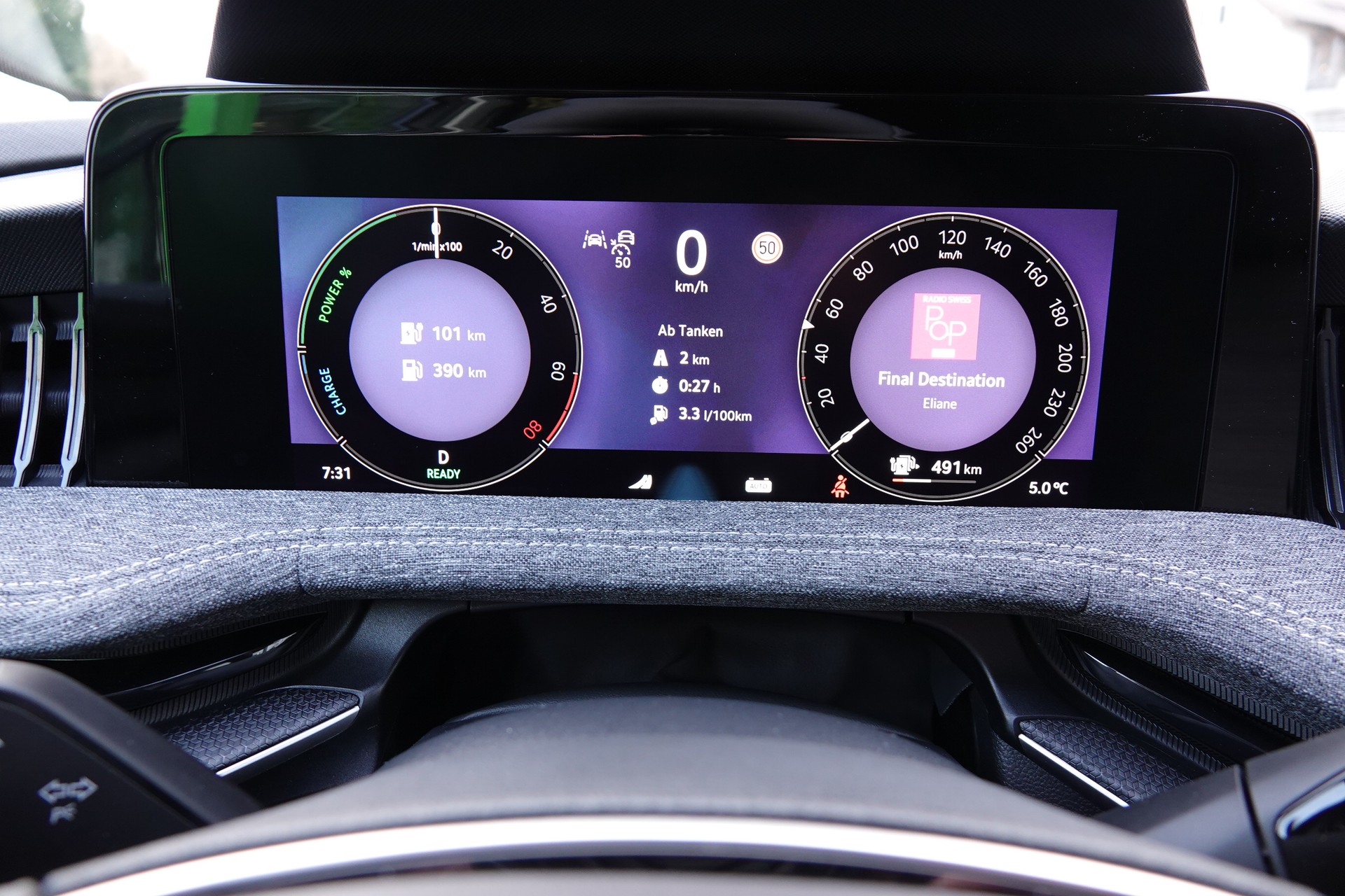 SKODA Superb 1.5 TSI PHEV Selection-image-12