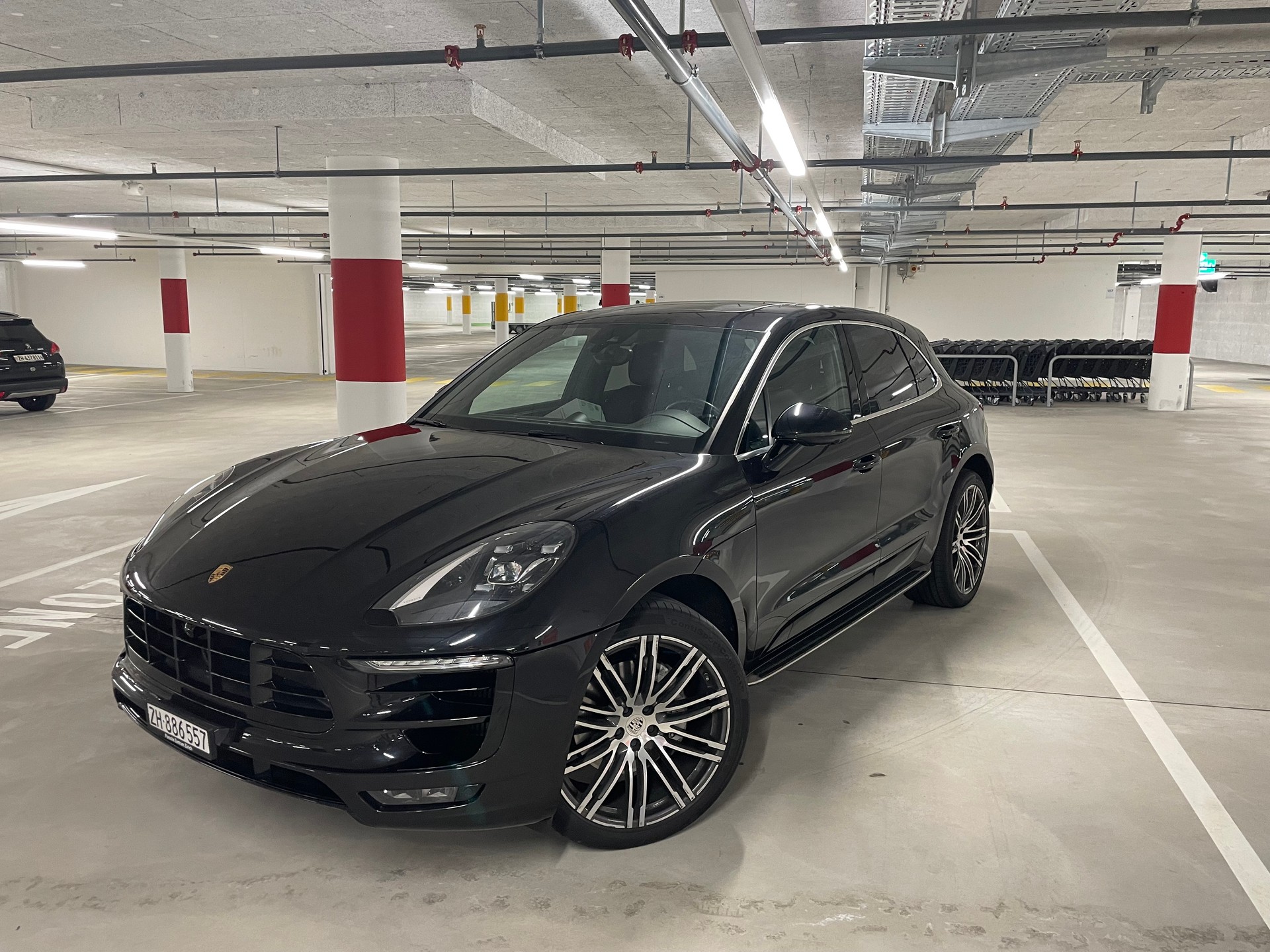 PORSCHE Macan S PDK-image-3