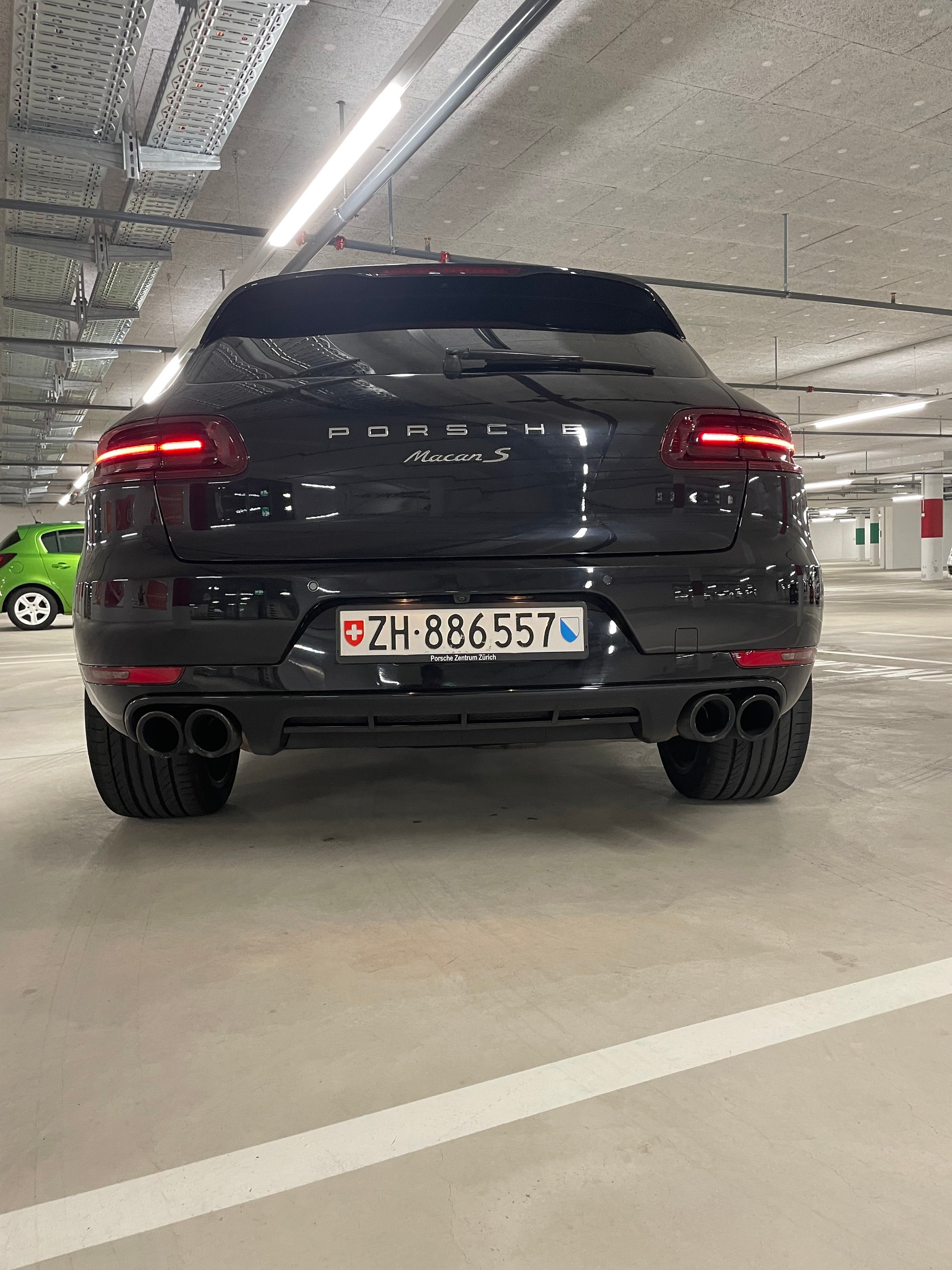 PORSCHE Macan S PDK-image-1