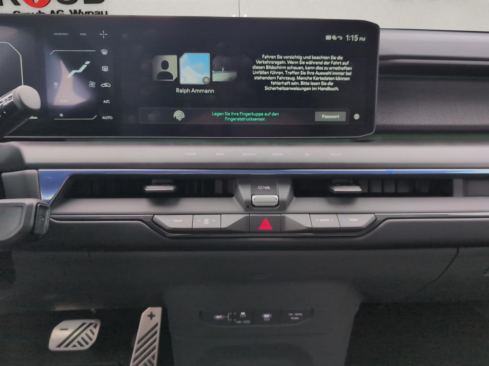 KIA EV9 99.8 kWh GT-Line 4x4-image-13